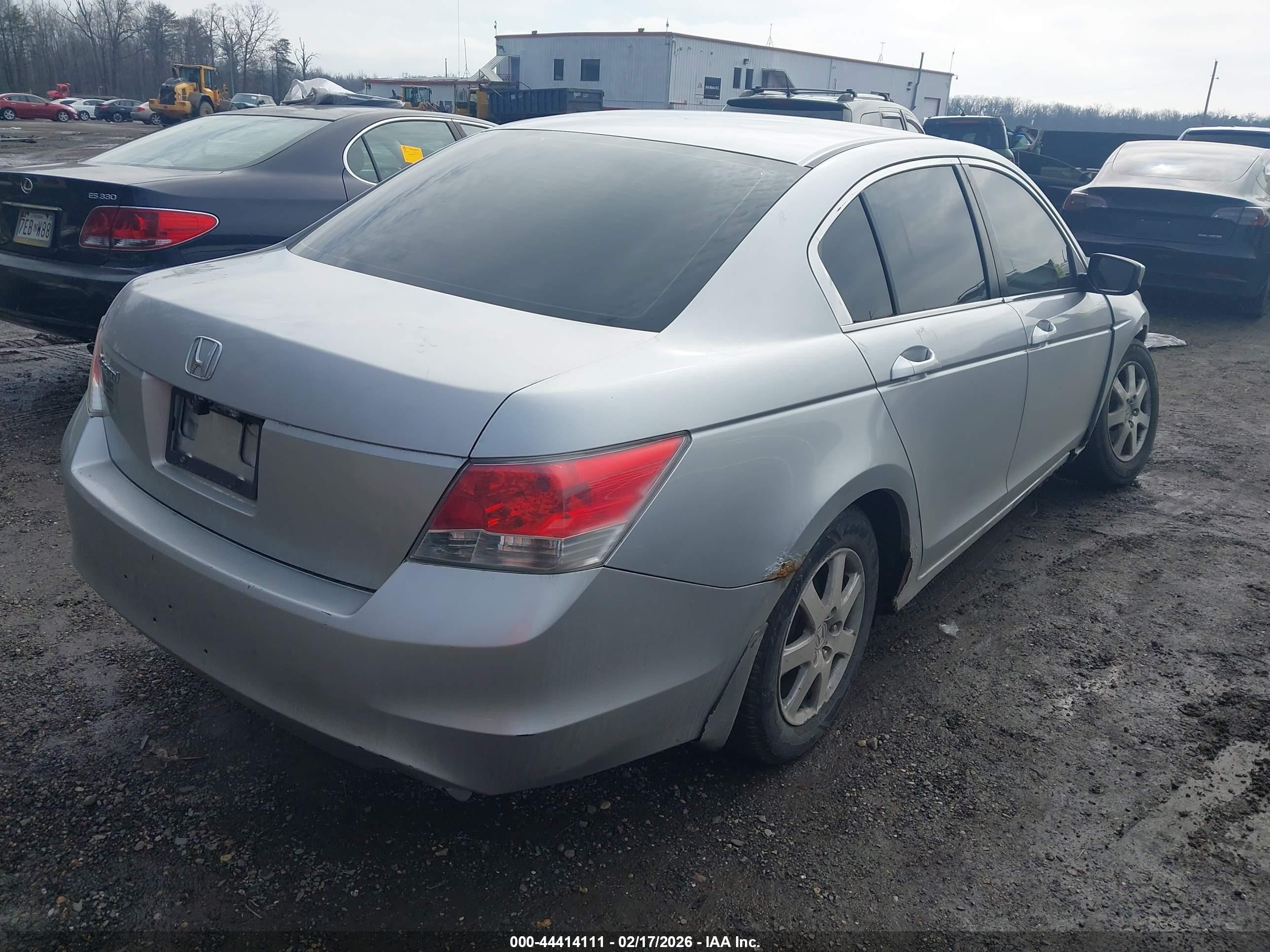 2010 Honda Accord 2.4 Lx Серебряный vin: 1HGCP2F33AA132737