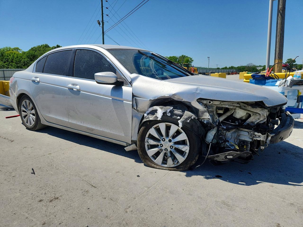 2010 Honda Accord Lx Silver vin: 1HGCP2F33AA185826