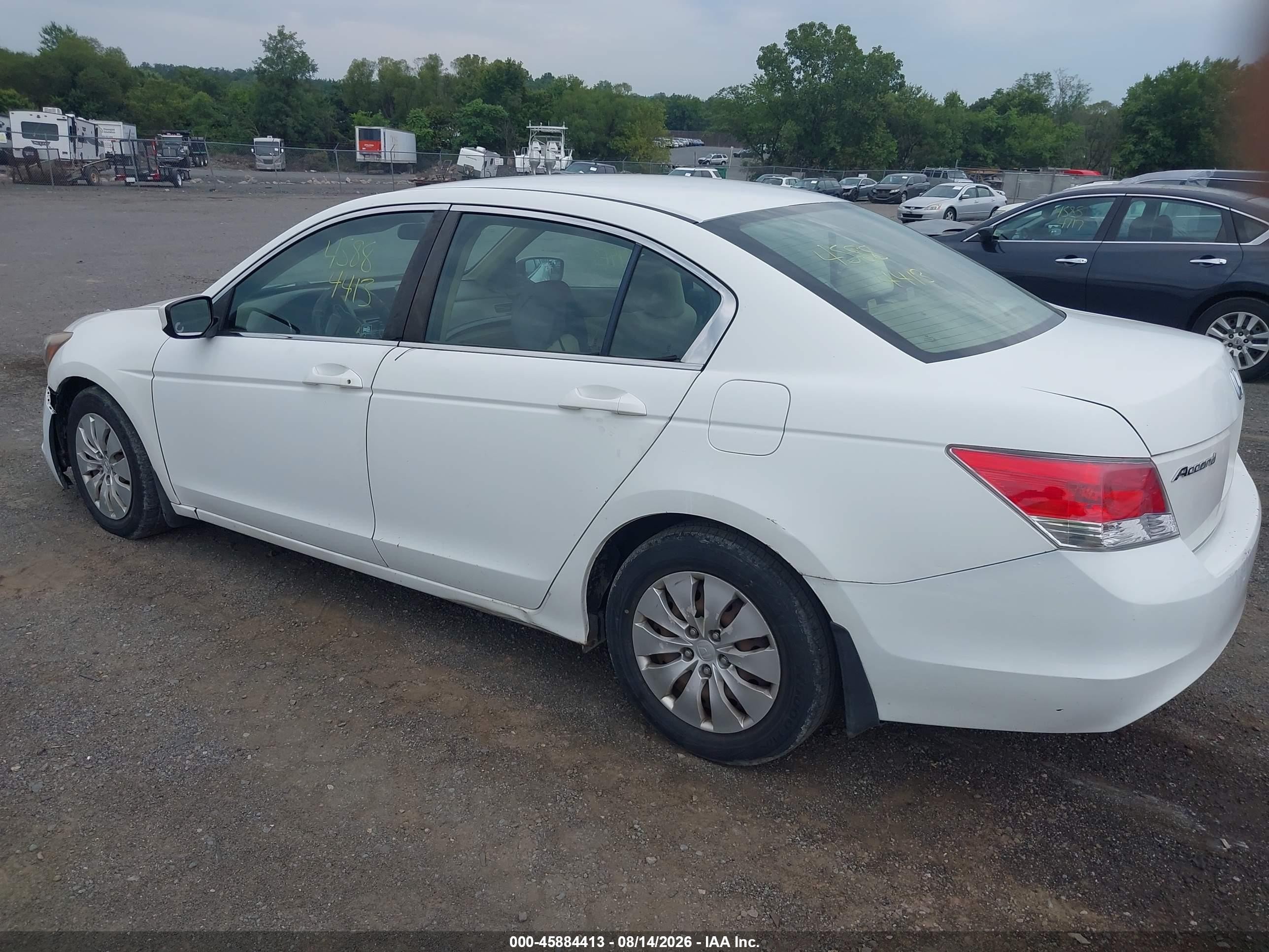2010 Honda Accord 2.4 Lx Белый vin: 1HGCP2F33AA186281
