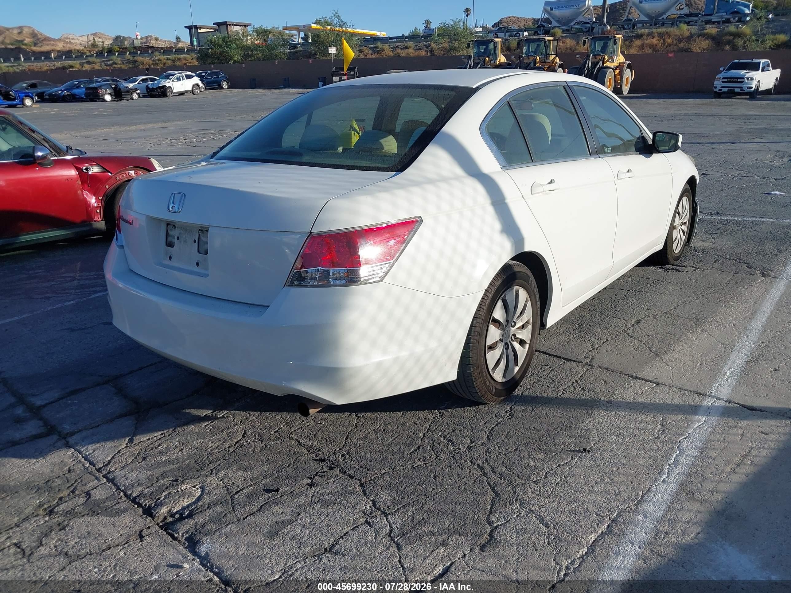 2010 Honda Accord 2.4 Lx White vin: 1HGCP2F33AA190167