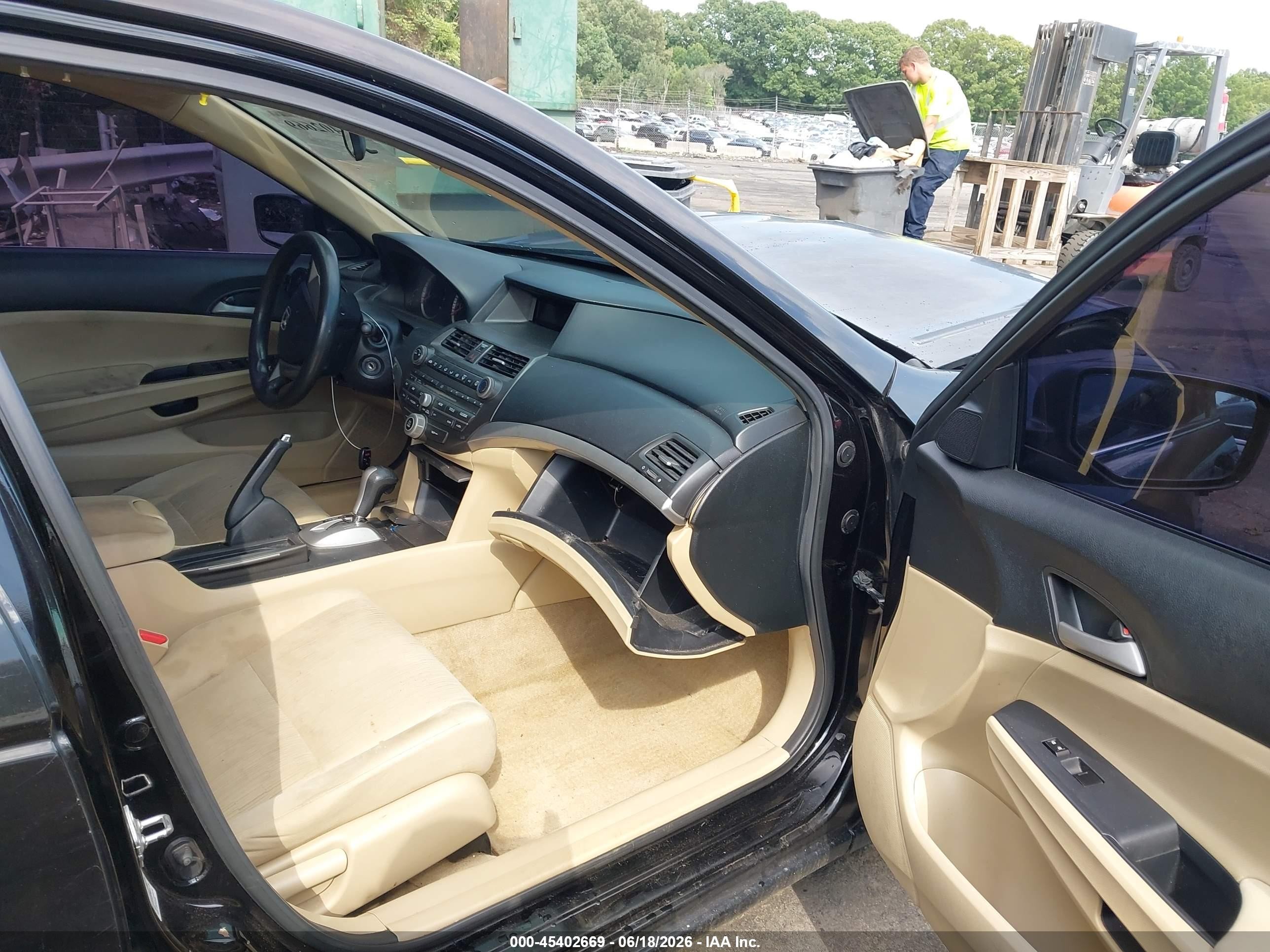 2011 Honda Accord 2.4 Lx Black vin: 1HGCP2F33BA019145