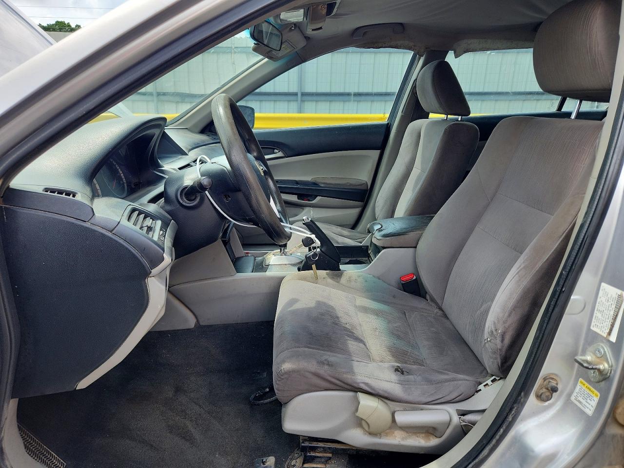 2011 Honda Accord Lx Silver vin: 1HGCP2F33BA022627