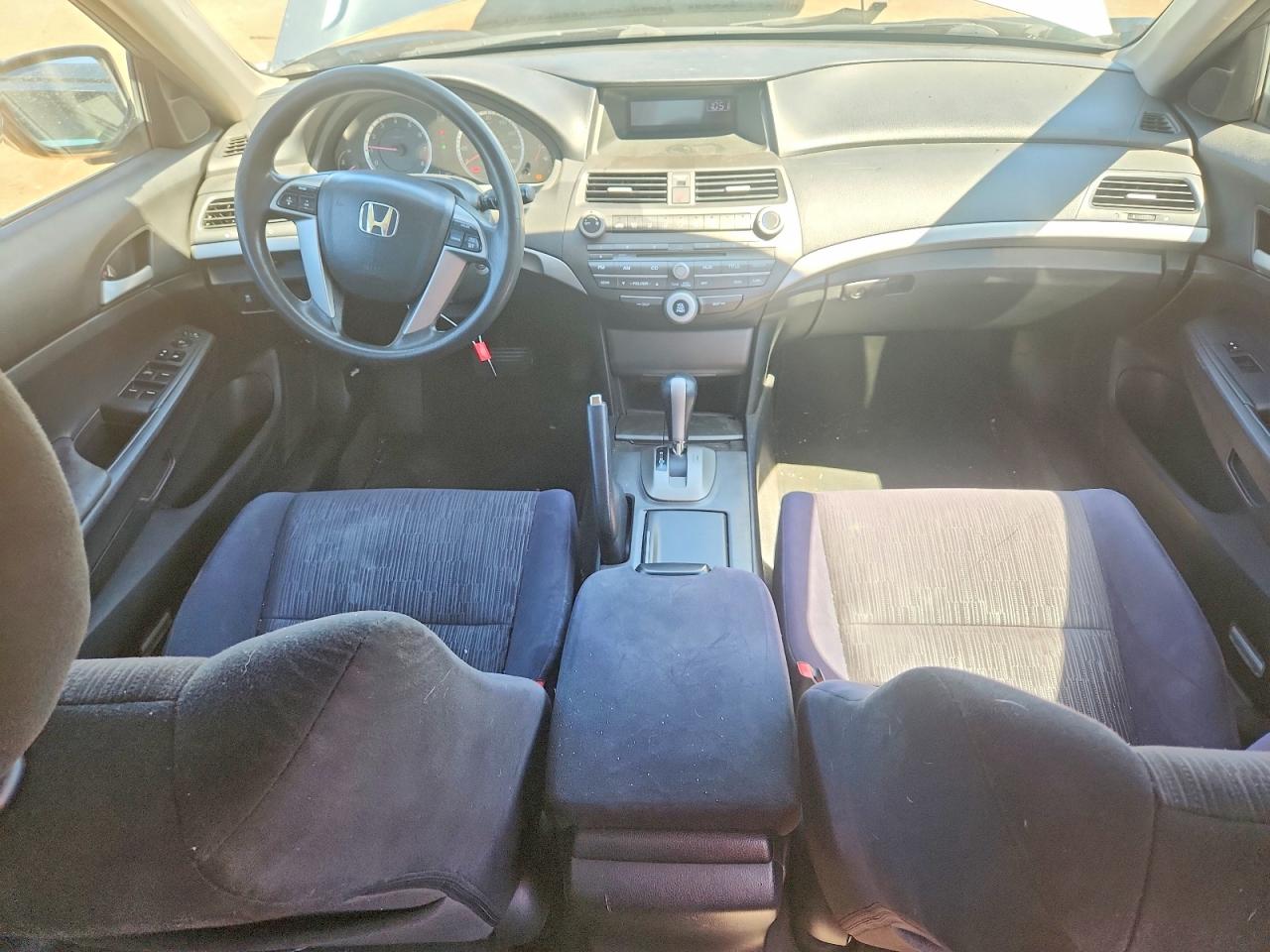 2011 Honda Accord Lx Blue vin: 1HGCP2F33BA024085