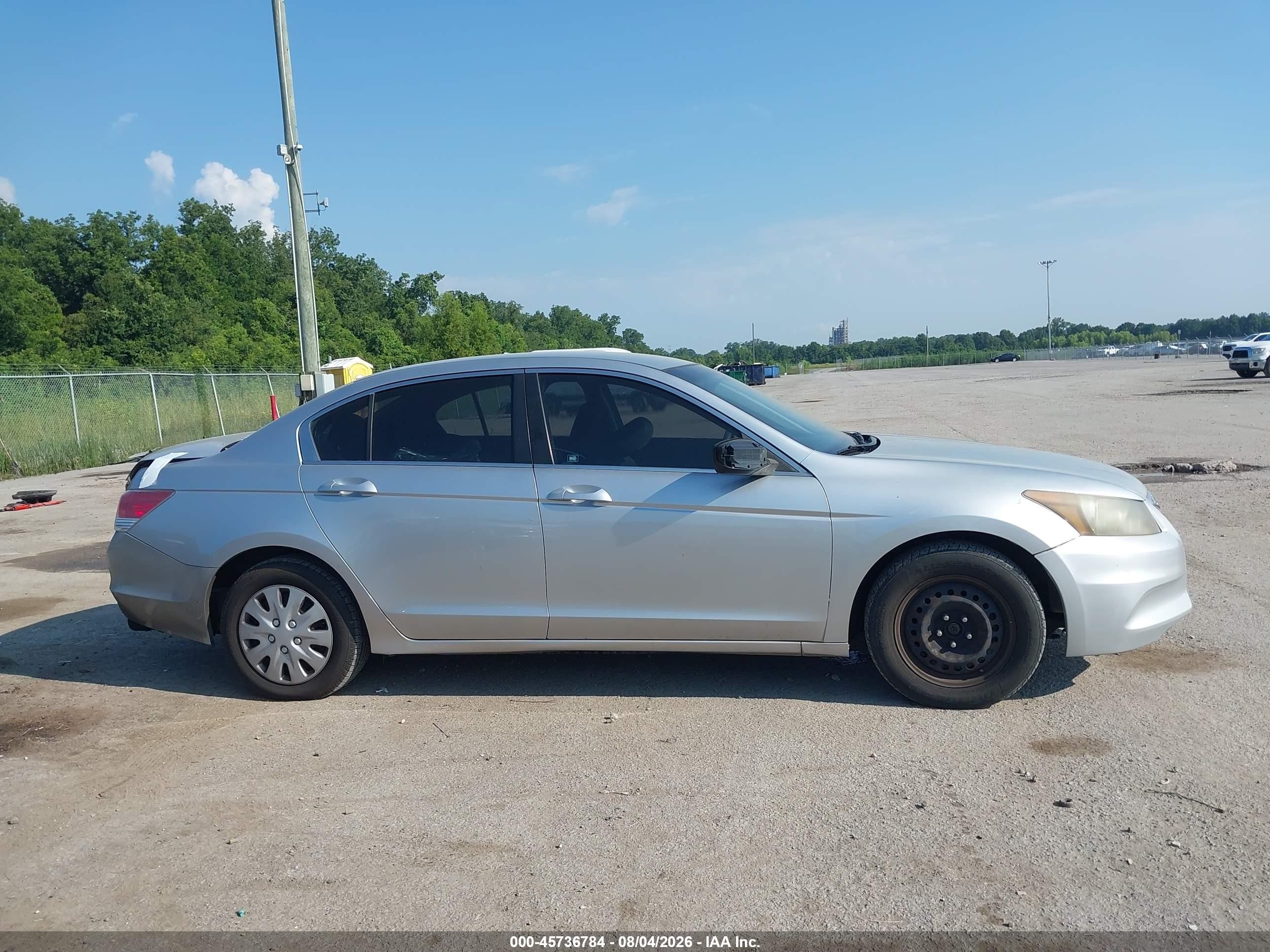 2011 Honda Accord 2.4 Lx Silver vin: 1HGCP2F33BA030646