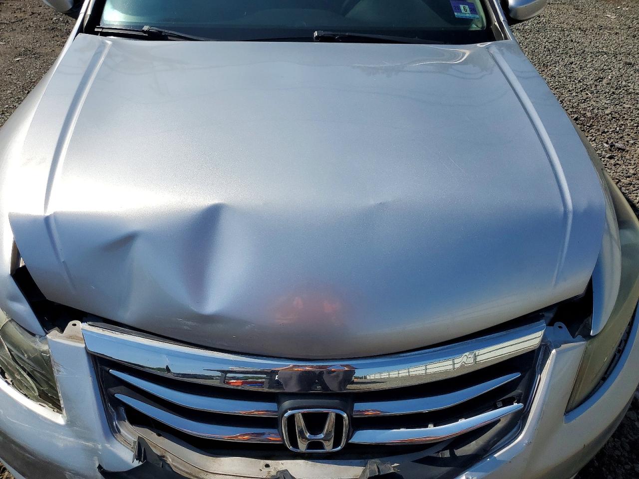 2011 Honda Accord Lx Silver vin: 1HGCP2F33BA037614
