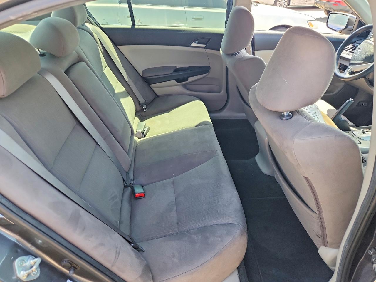 2011 Honda Accord Lx Gray vin: 1HGCP2F33BA081919
