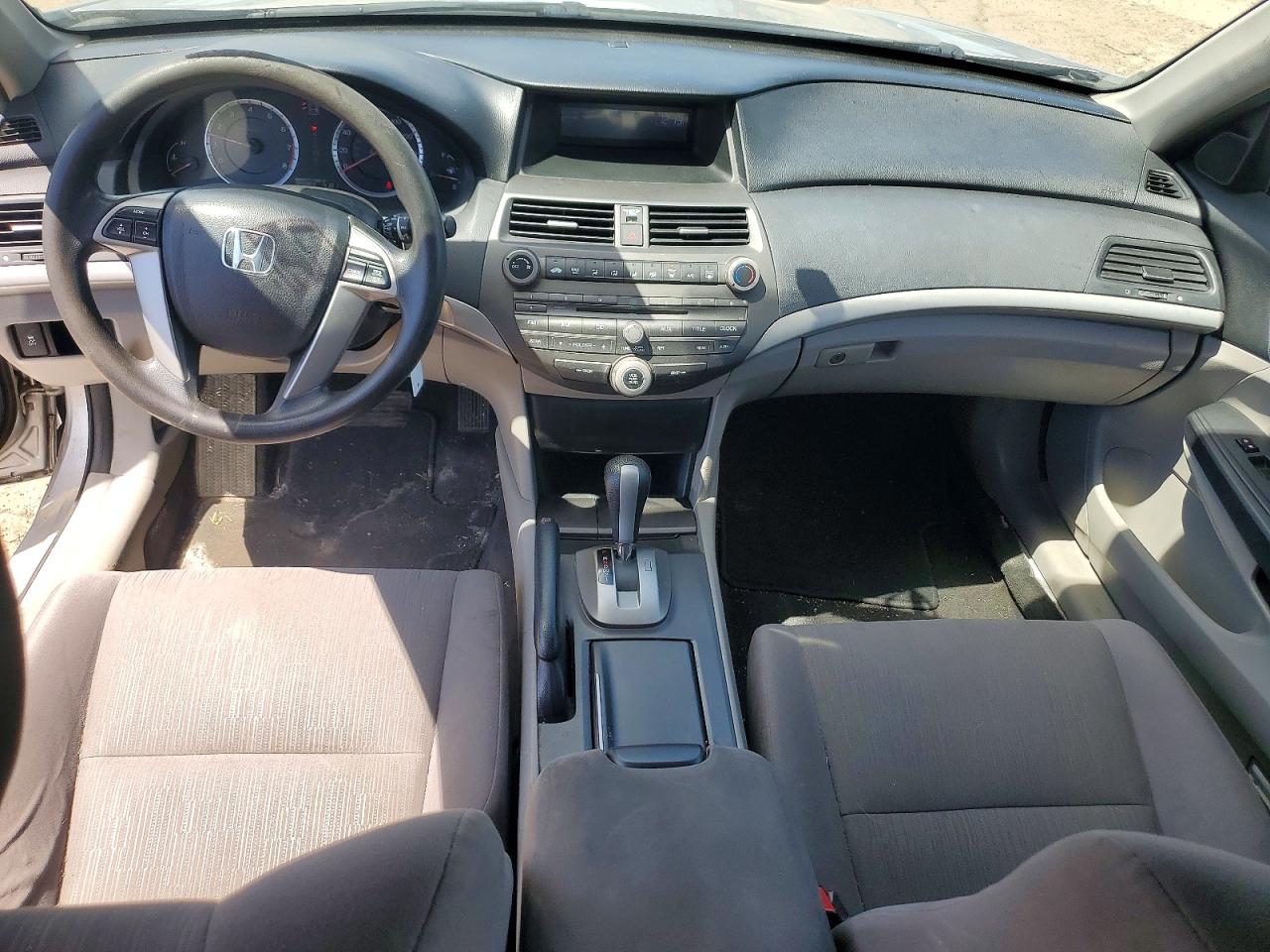 2011 Honda Accord Lx Silver vin: 1HGCP2F33BA106575