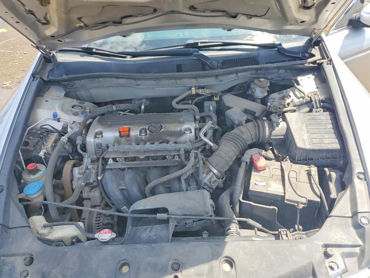 2011 Honda Accord Lx Silver vin: 1HGCP2F33BA106575