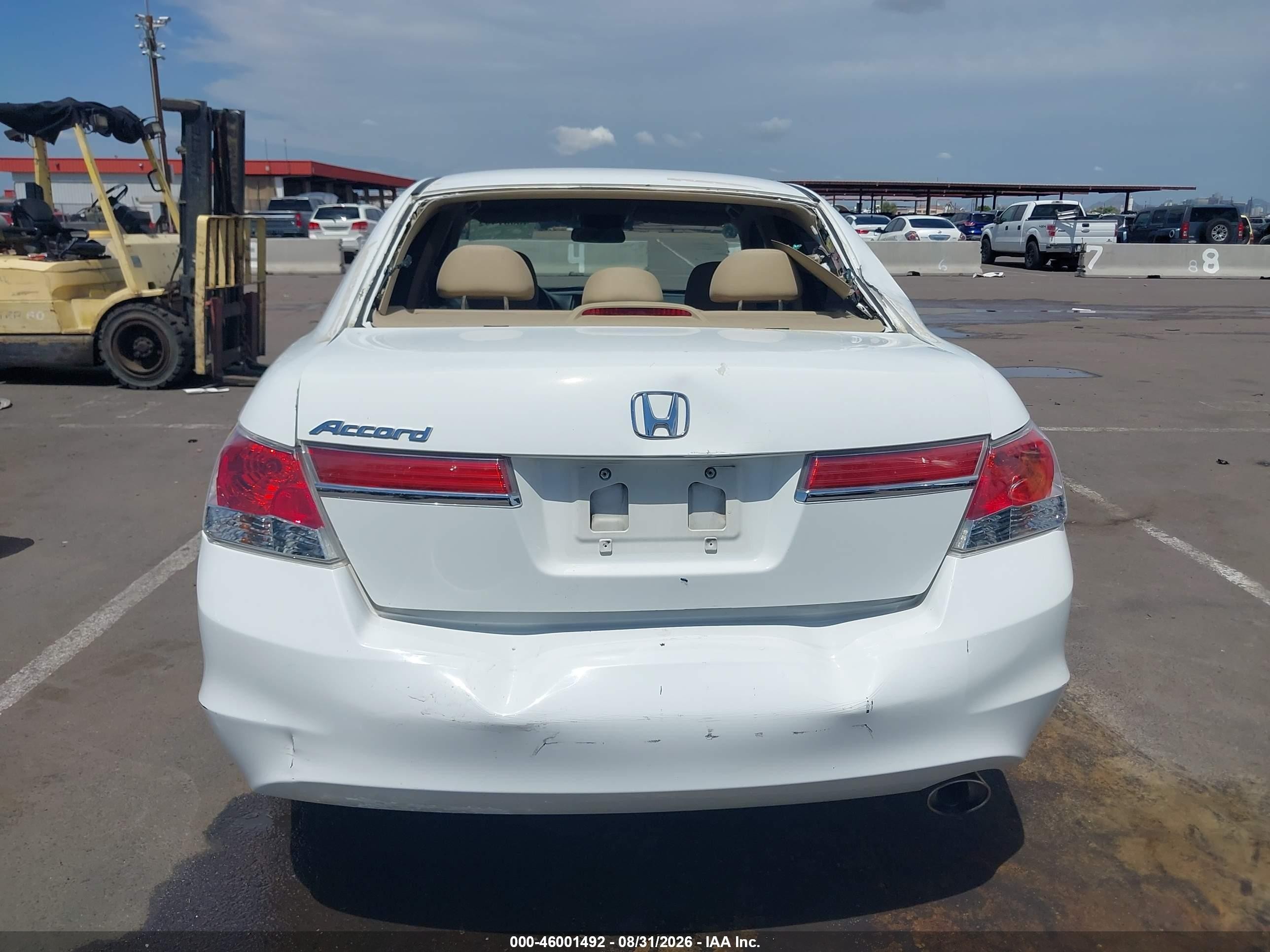 2011 Honda Accord 2.4 Lx White vin: 1HGCP2F33BA122873