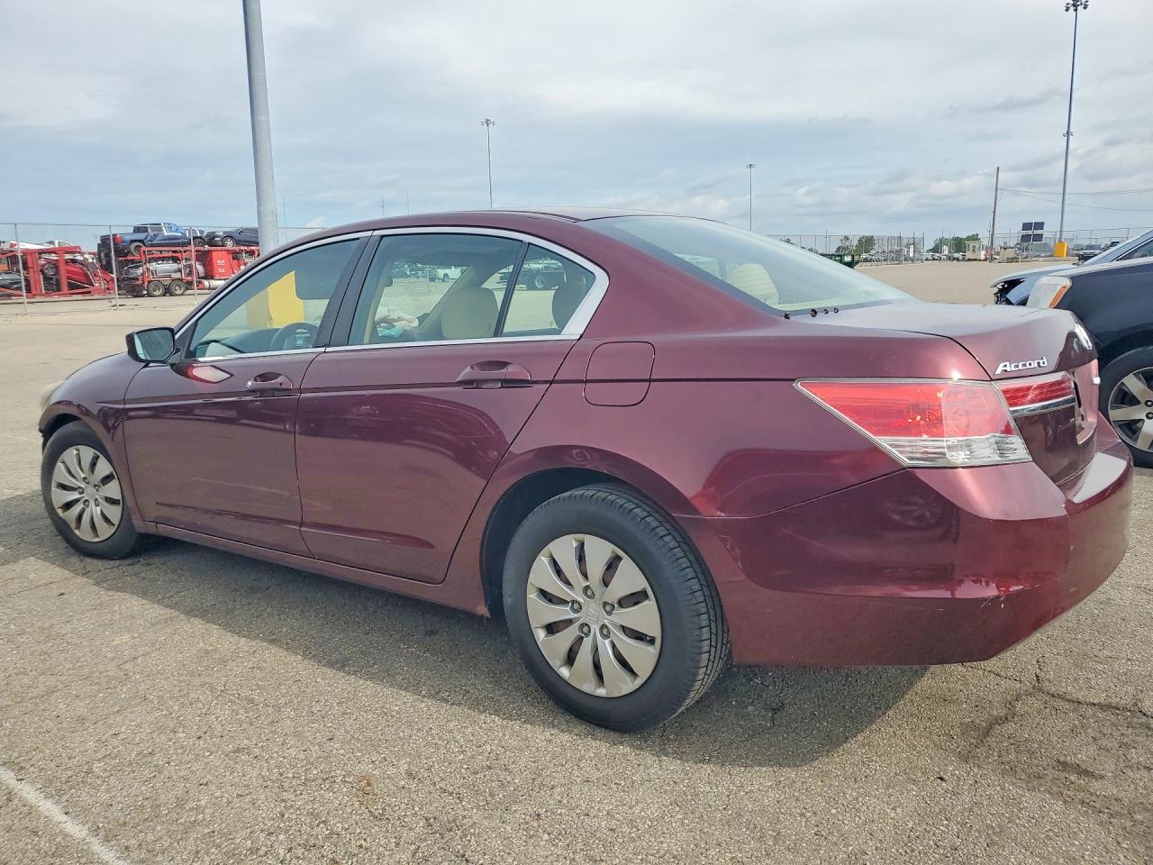 2011 Honda Accord Lx Burgundy vin: 1HGCP2F33BA151029