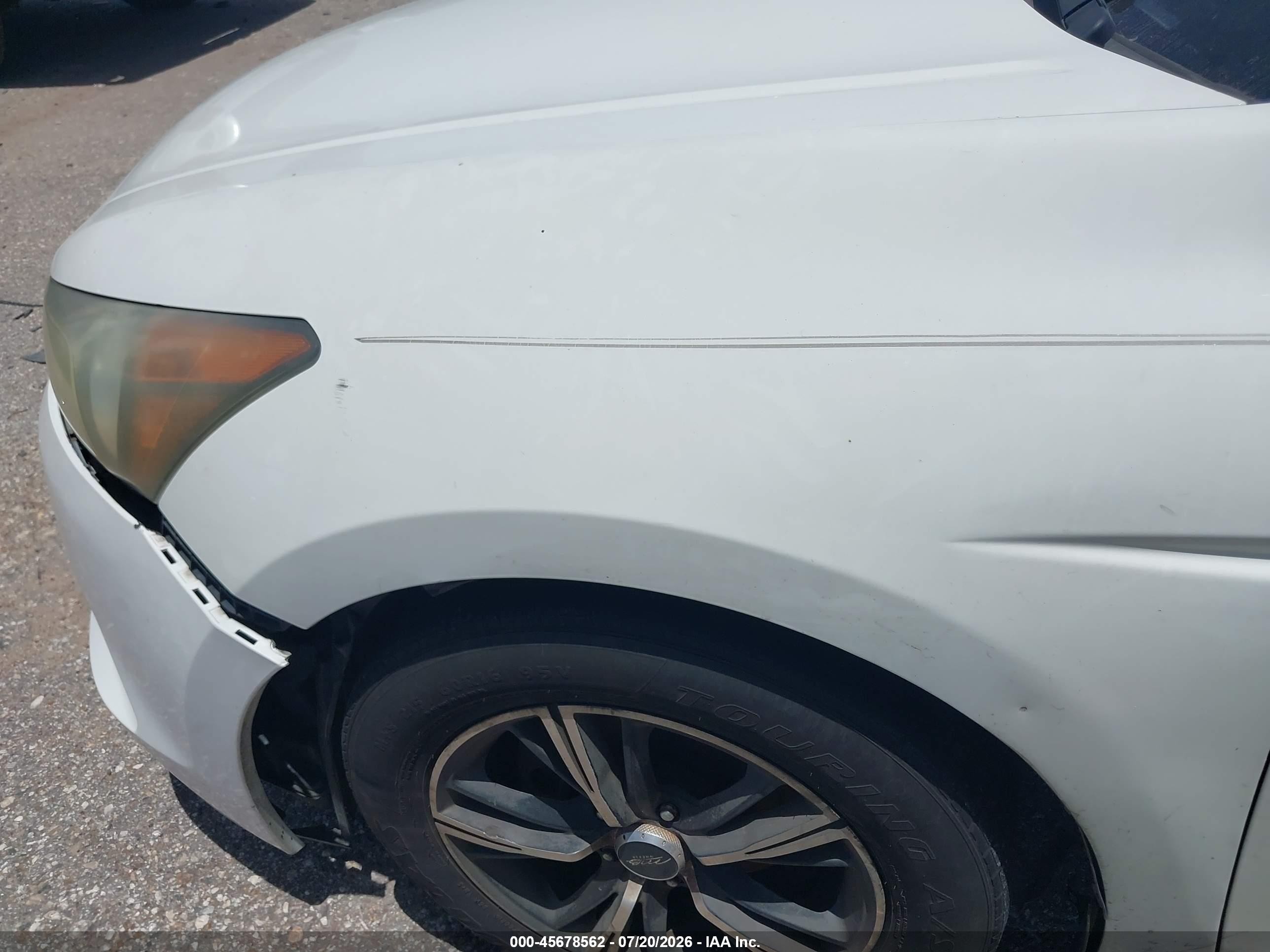 2012 Honda Accord Sdn Lx White vin: 1HGCP2F33CA030423