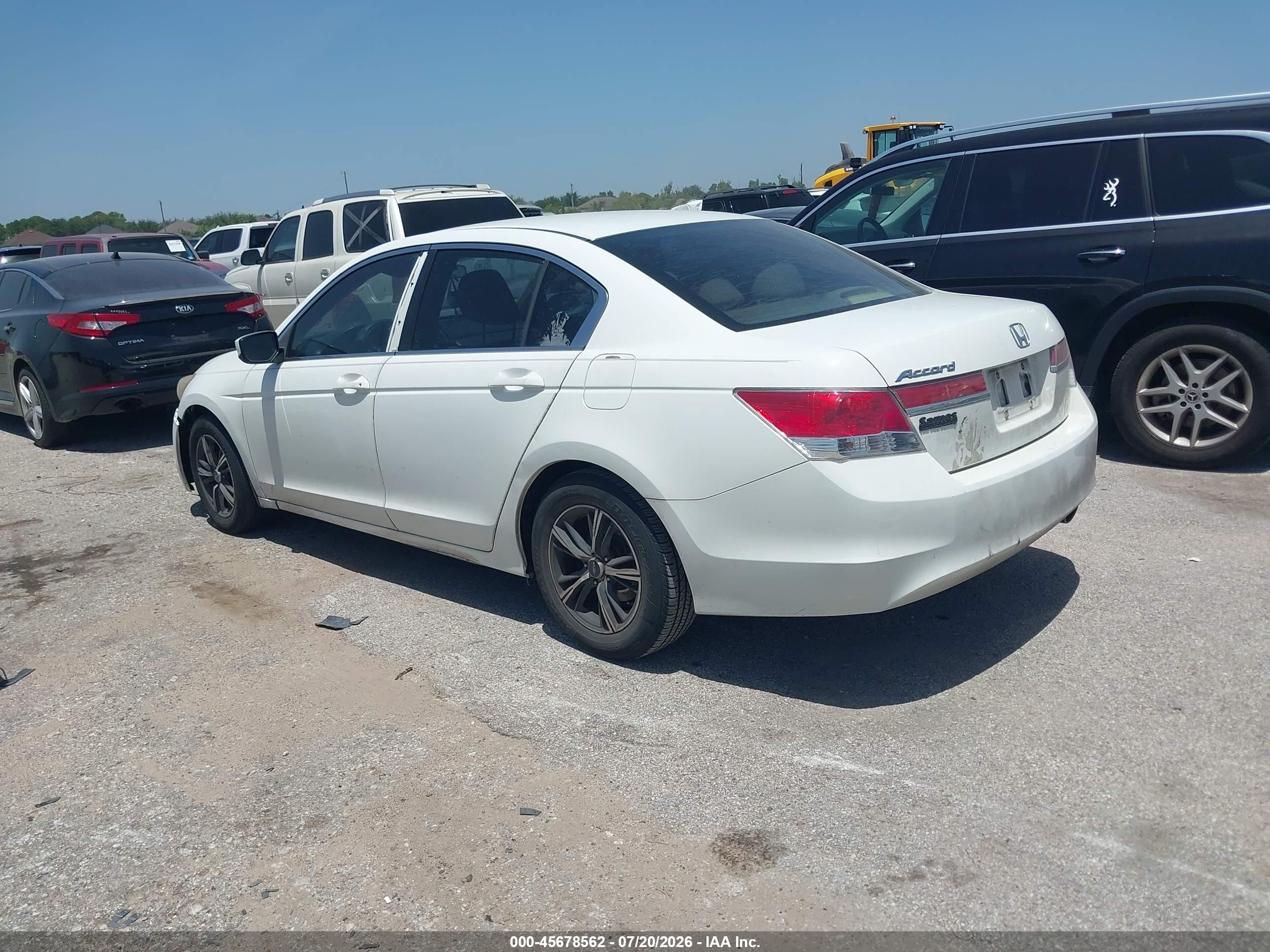 2012 Honda Accord Sdn Lx White vin: 1HGCP2F33CA030423