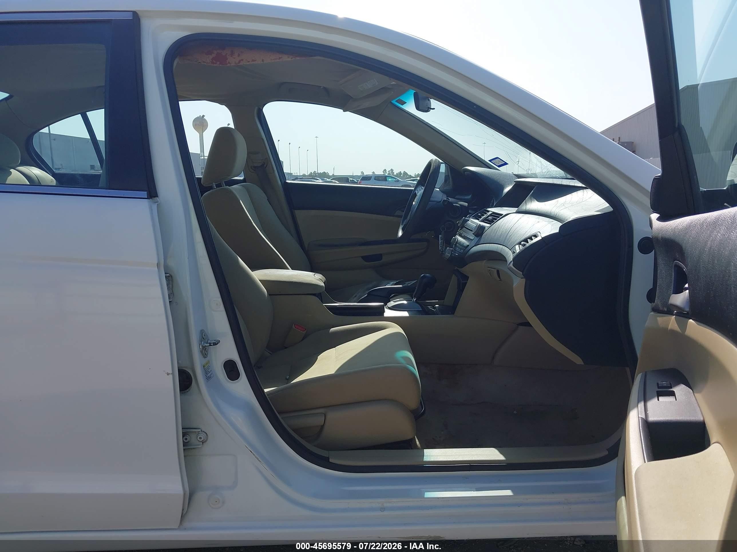 2012 Honda Accord Sdn Lx White vin: 1HGCP2F33CA053507