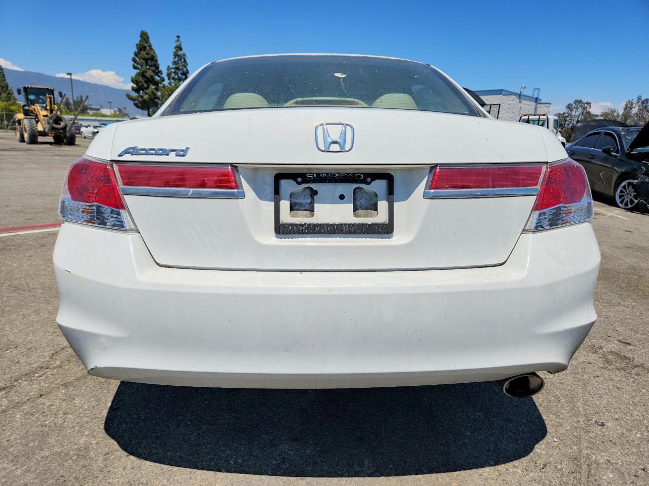 2012 Honda Accord Lx Белый vin: 1HGCP2F33CA089231