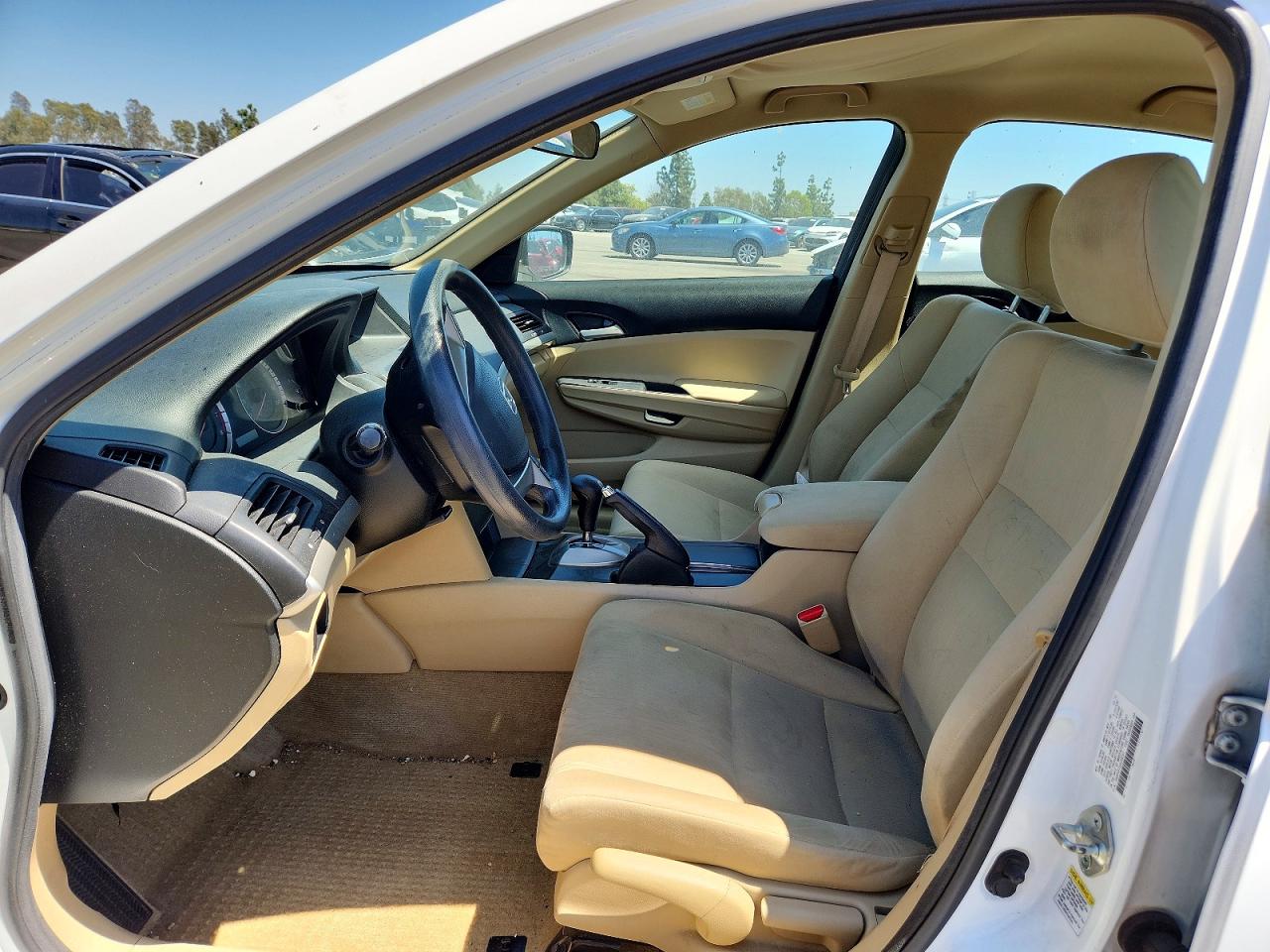 2012 Honda Accord Lx Белый vin: 1HGCP2F33CA089231