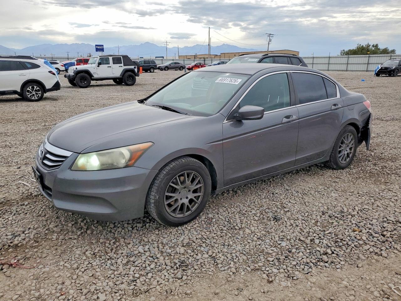 2012 Honda Accord Lx Серый vin: 1HGCP2F33CA137567