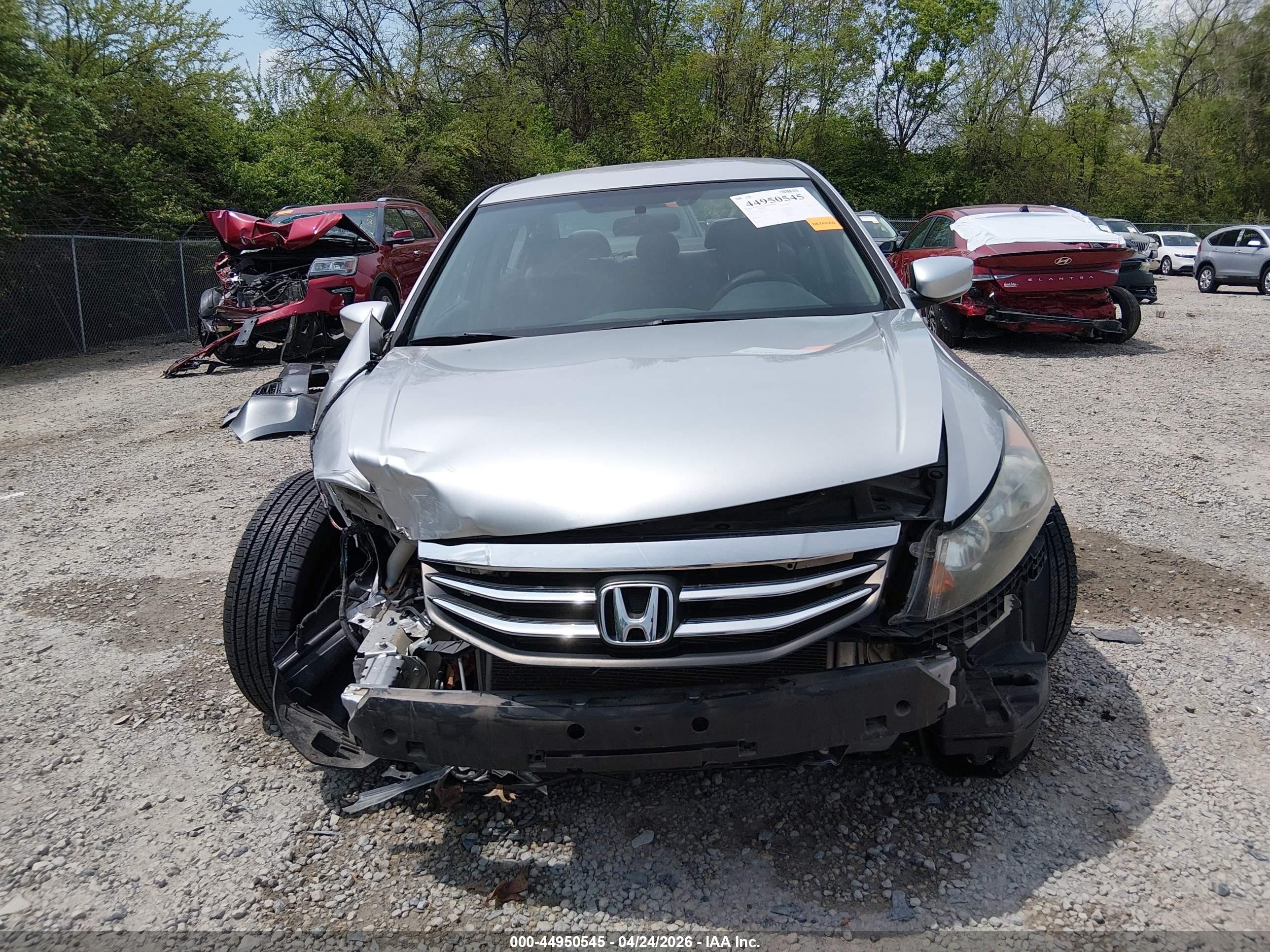 2012 Honda Accord 2.4 Lx Silver vin: 1HGCP2F33CA244361