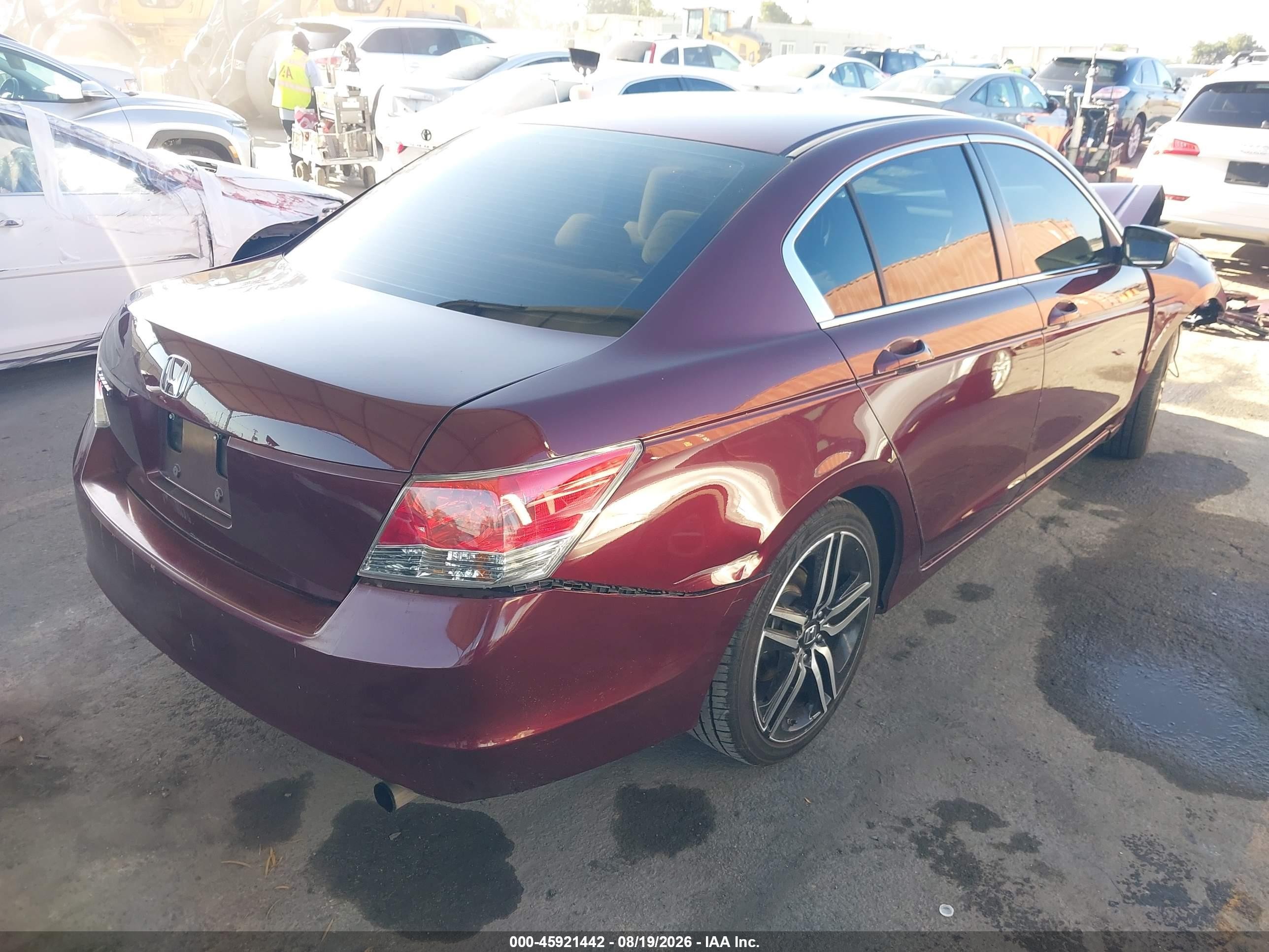 2010 Honda Accord 2.4 Lx Red vin: 1HGCP2F34AA049673