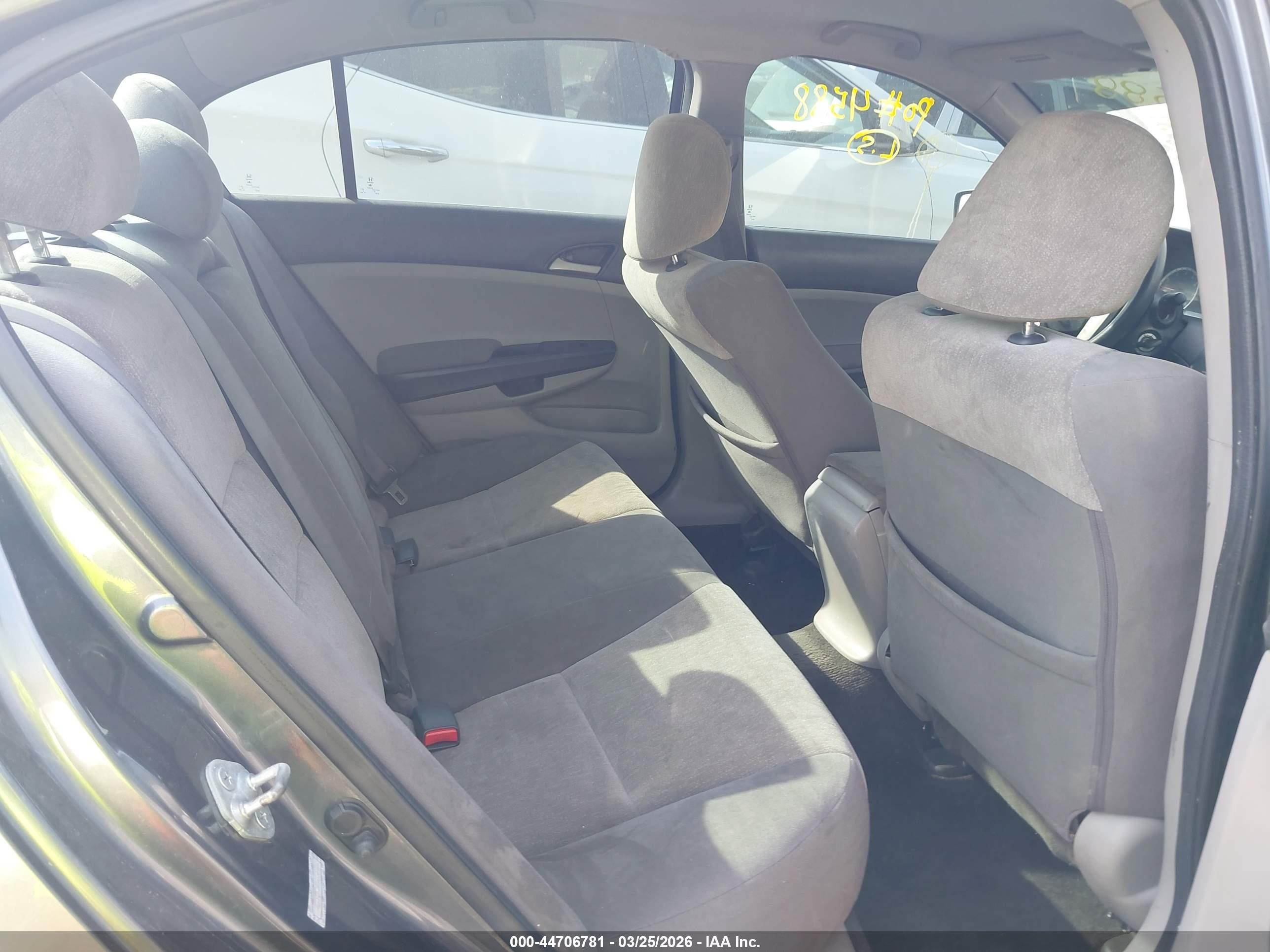 2010 Honda Accord 2.4 Lx Gray vin: 1HGCP2F34AA131824