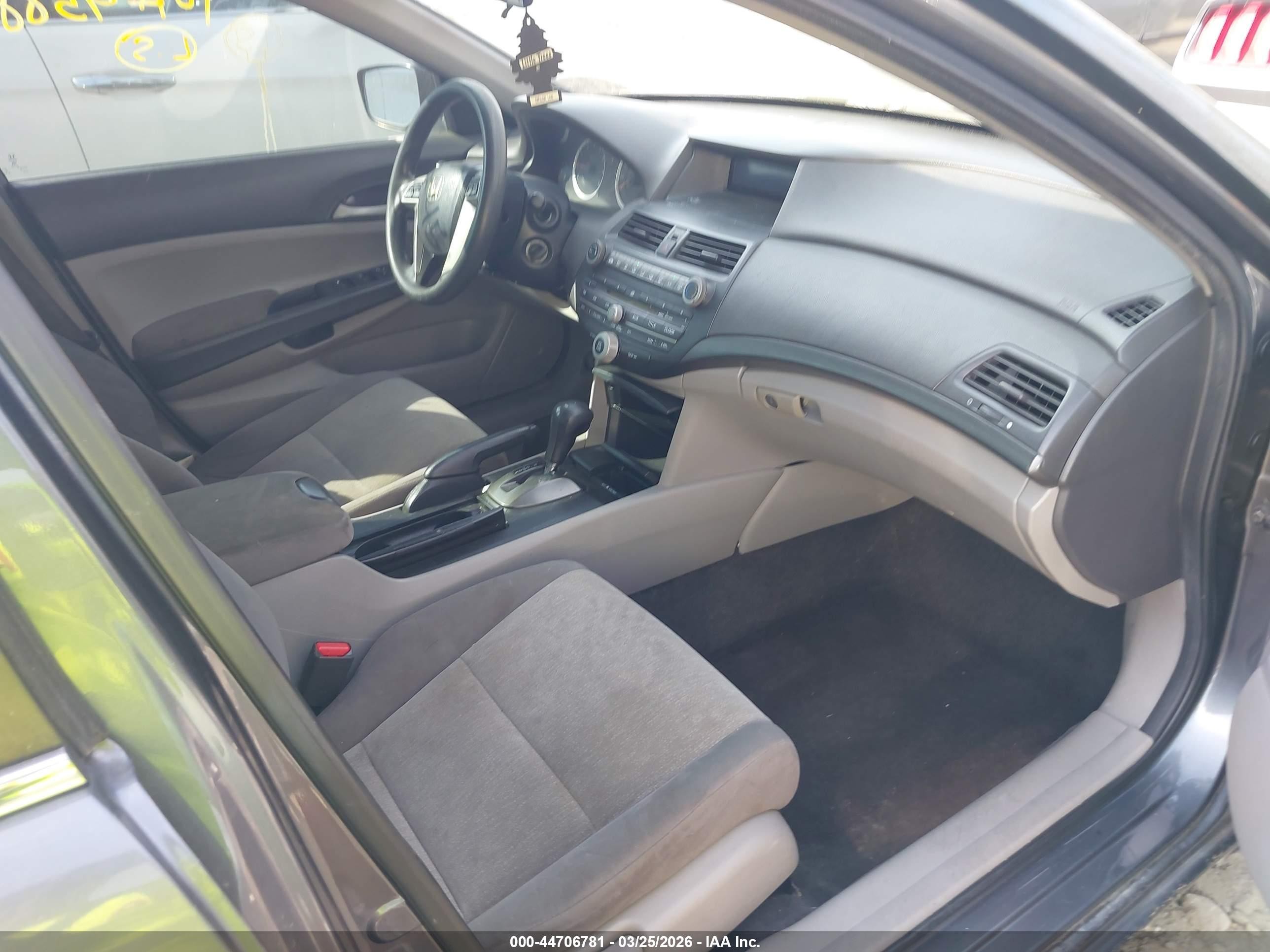 2010 Honda Accord 2.4 Lx Gray vin: 1HGCP2F34AA131824