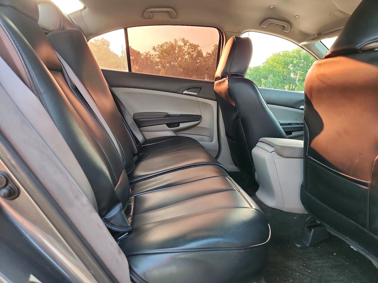 2010 Honda Accord Gray vin: 1HGCP2F34AA137784
