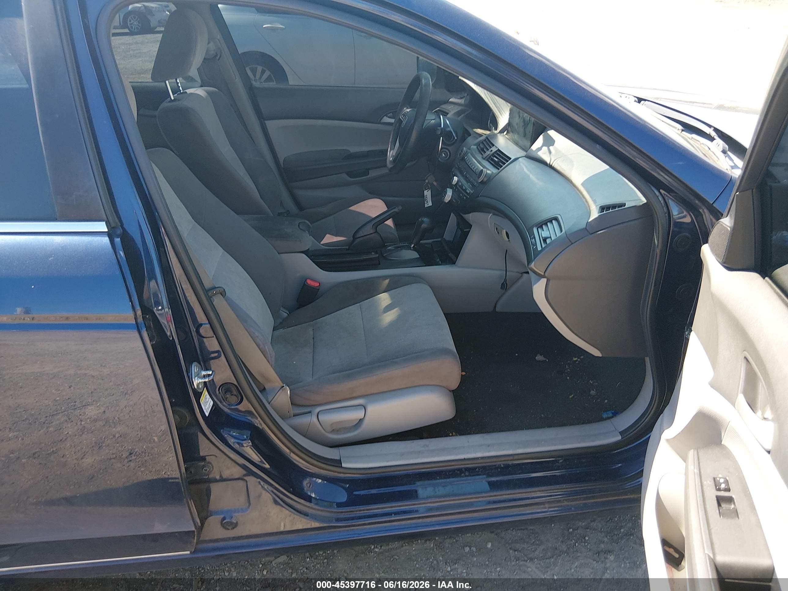 2010 Honda Accord 2.4 Lx Blue vin: 1HGCP2F34AA139213