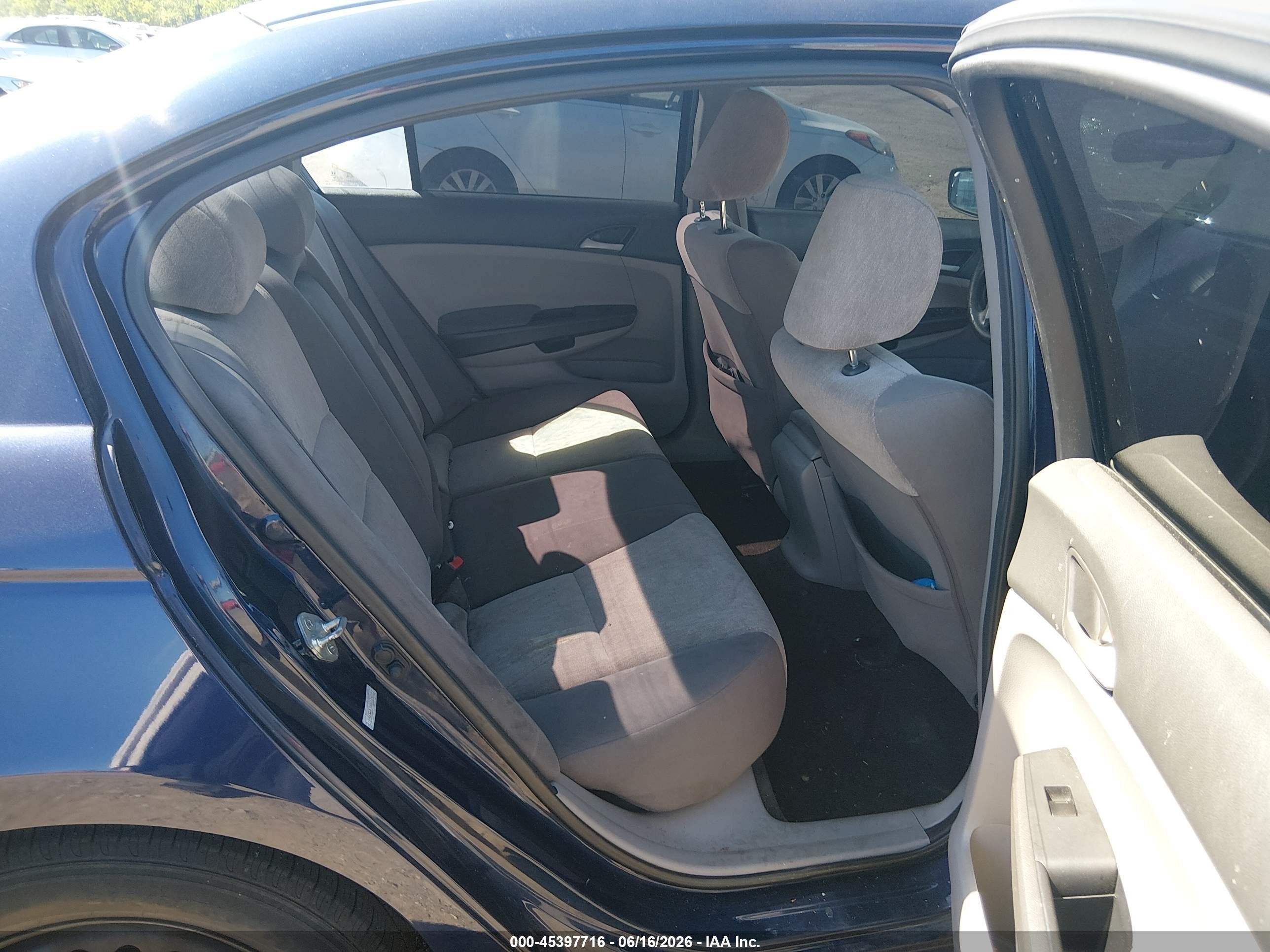2010 Honda Accord 2.4 Lx Blue vin: 1HGCP2F34AA139213
