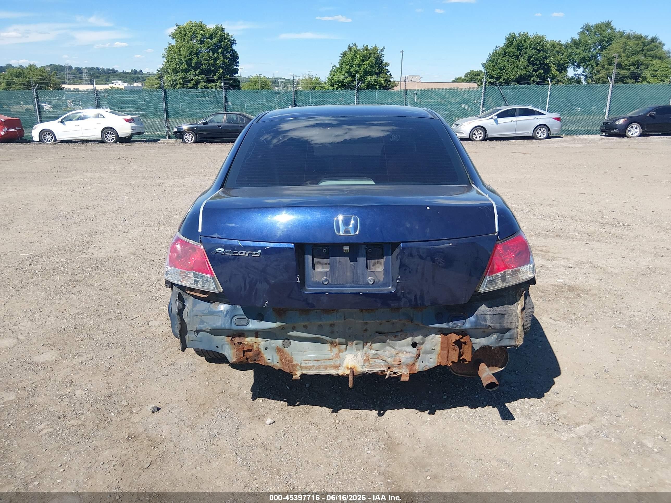 2010 Honda Accord 2.4 Lx Blue vin: 1HGCP2F34AA139213