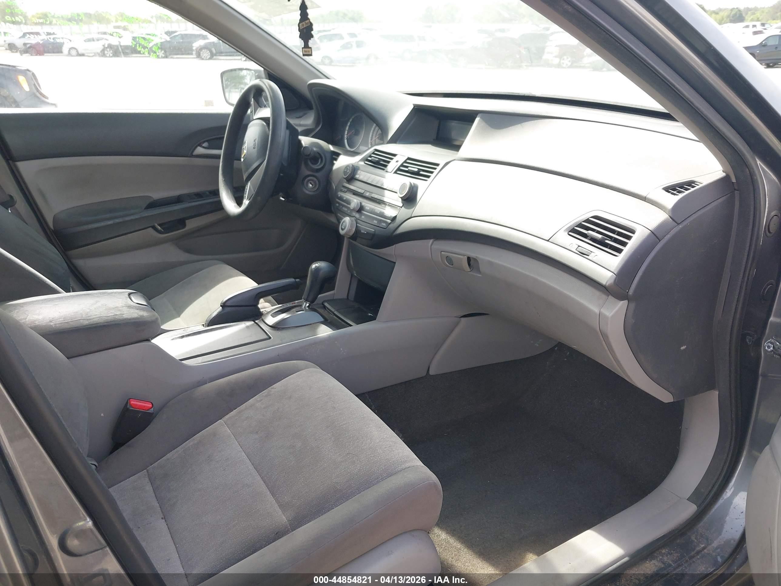 2010 Honda Accord 2.4 Lx Gray vin: 1HGCP2F34AA142063