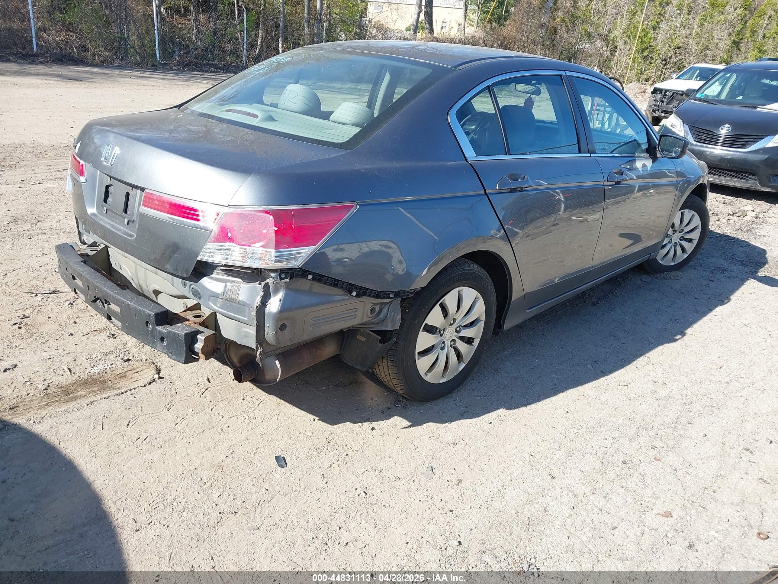 2011 Honda Accord 2.4 Lx Gray vin: 1HGCP2F34BA032857