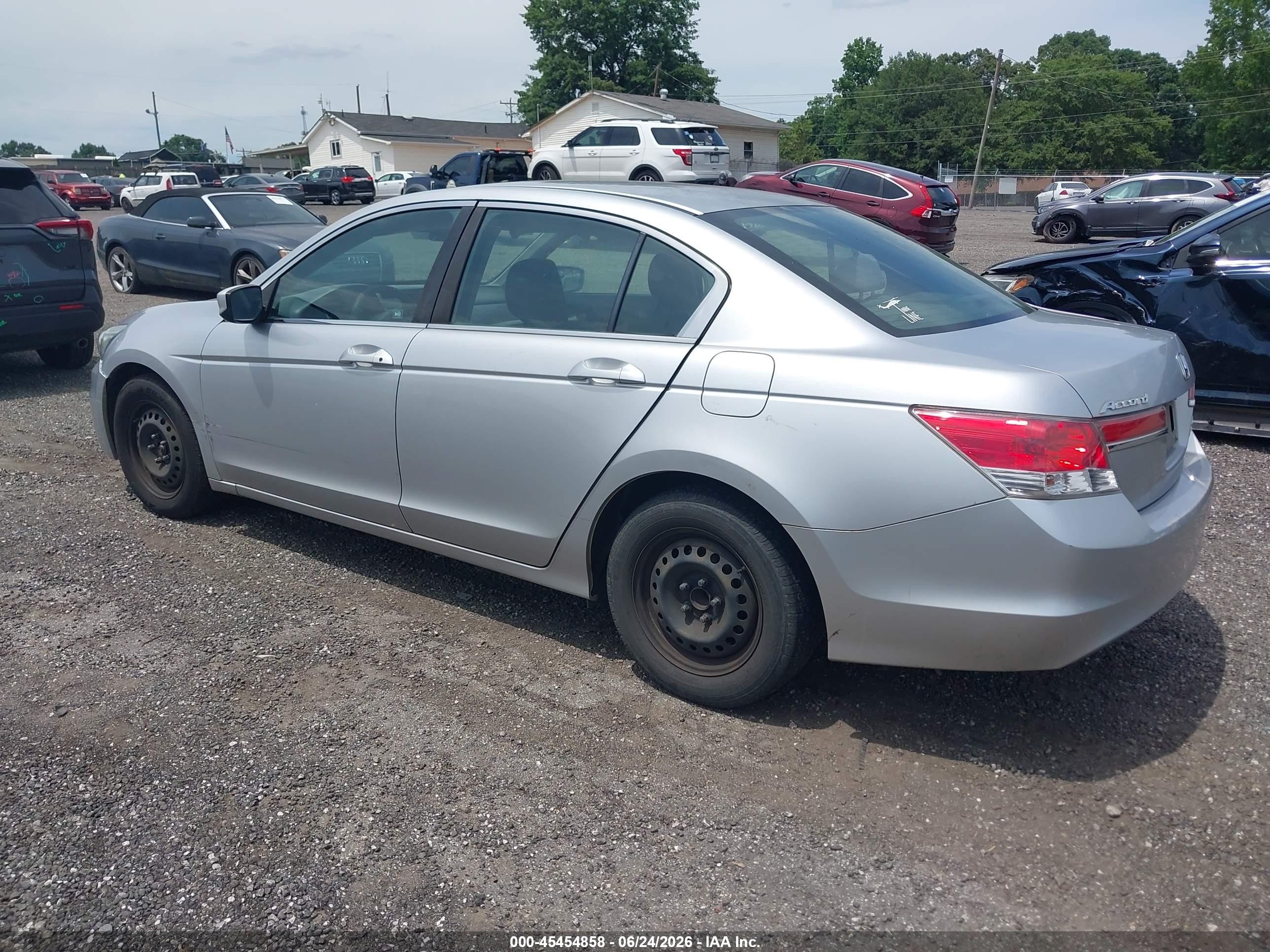 2011 Honda Accord 2.4 Lx Серебряный vin: 1HGCP2F34BA049979