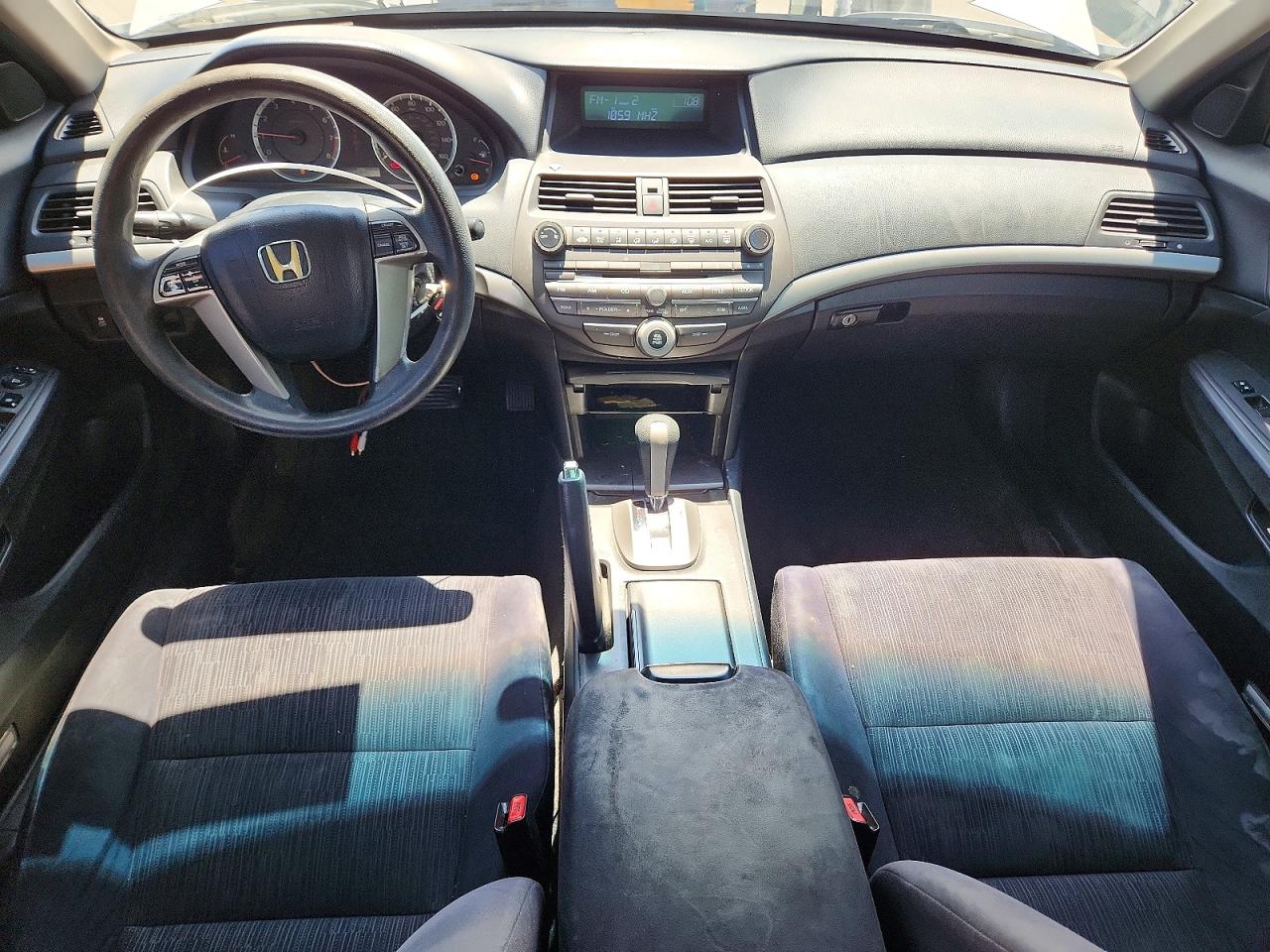 2011 Honda Accord Lx Silver vin: 1HGCP2F34BA054891