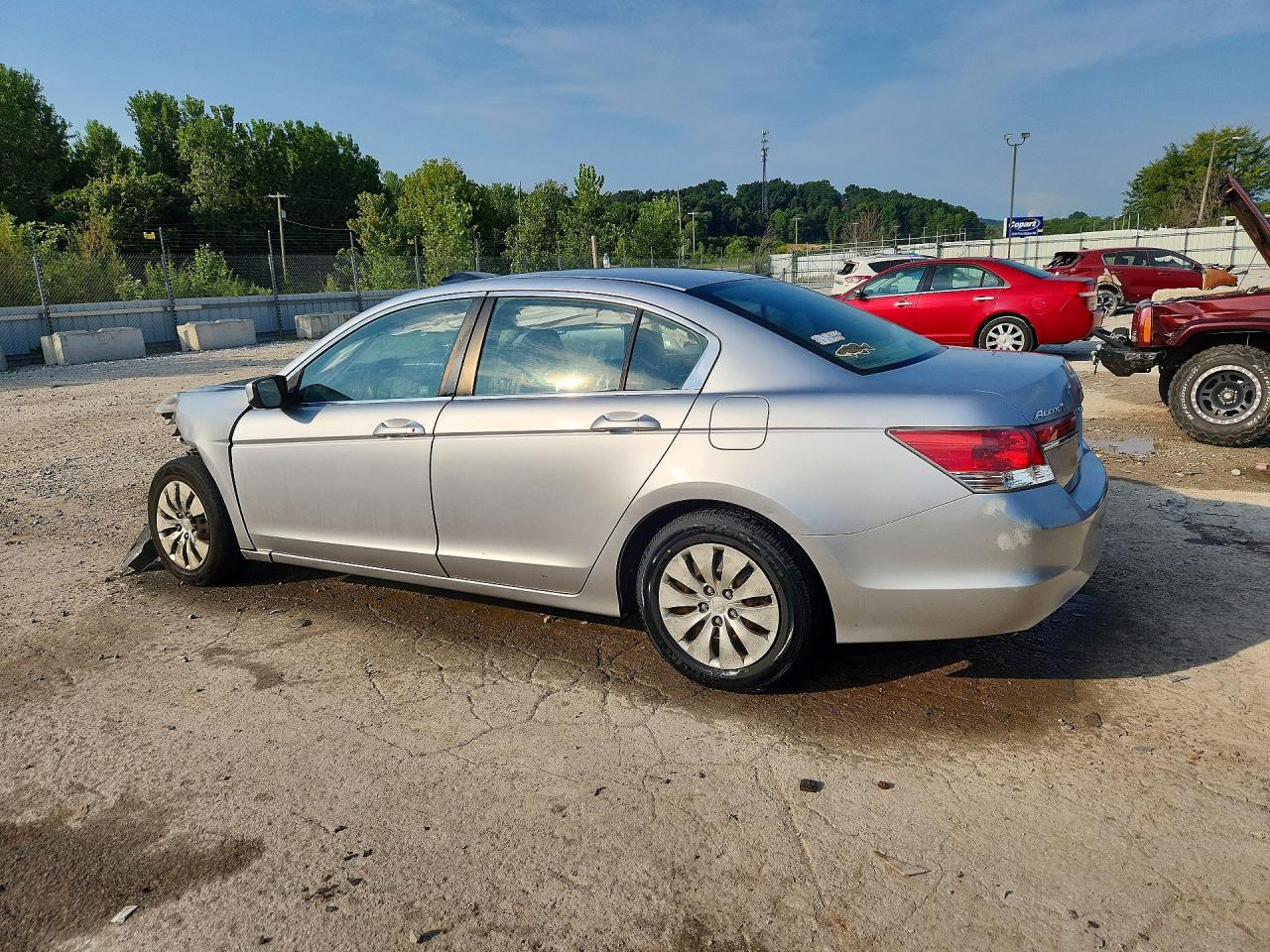 2011 Honda Accord Lx Silver vin: 1HGCP2F34BA095960