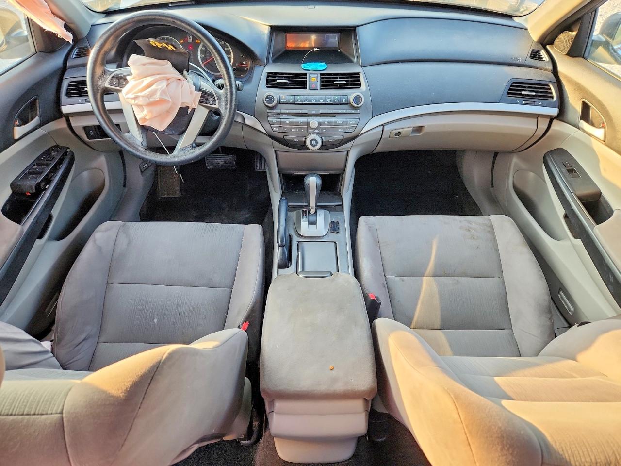 2011 Honda Accord Lx Silver vin: 1HGCP2F34BA095960