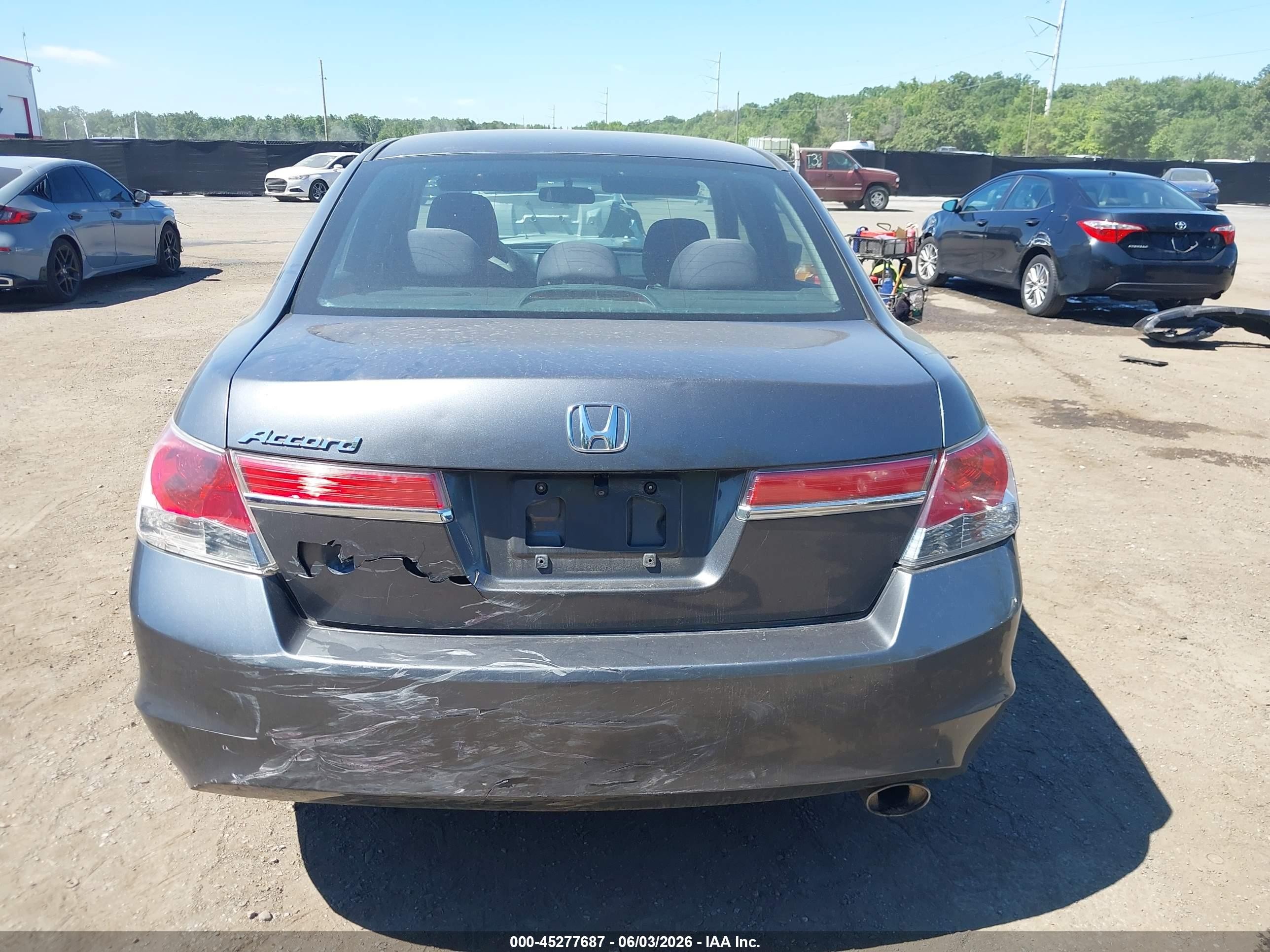 2011 Honda Accord 2.4 Lx Gray vin: 1HGCP2F34BA106598