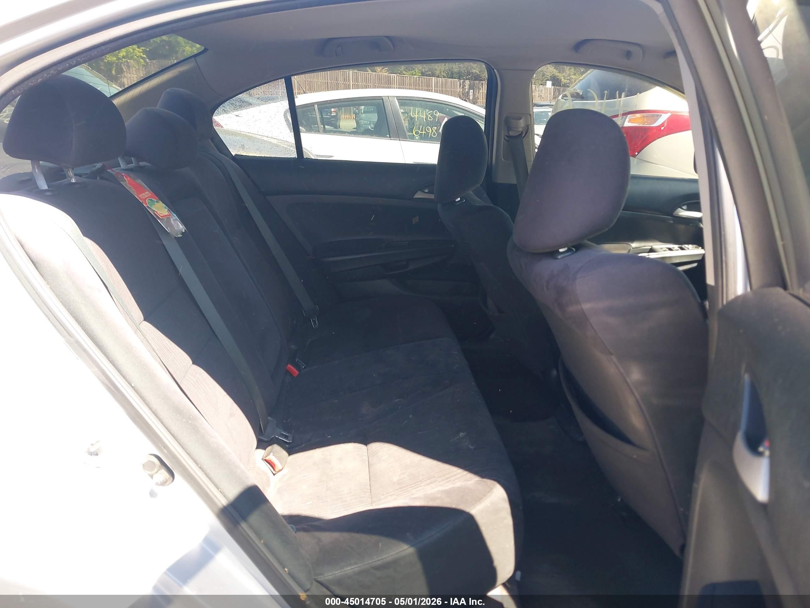 2011 Honda Accord 2.4 Lx Silver vin: 1HGCP2F34BA115933