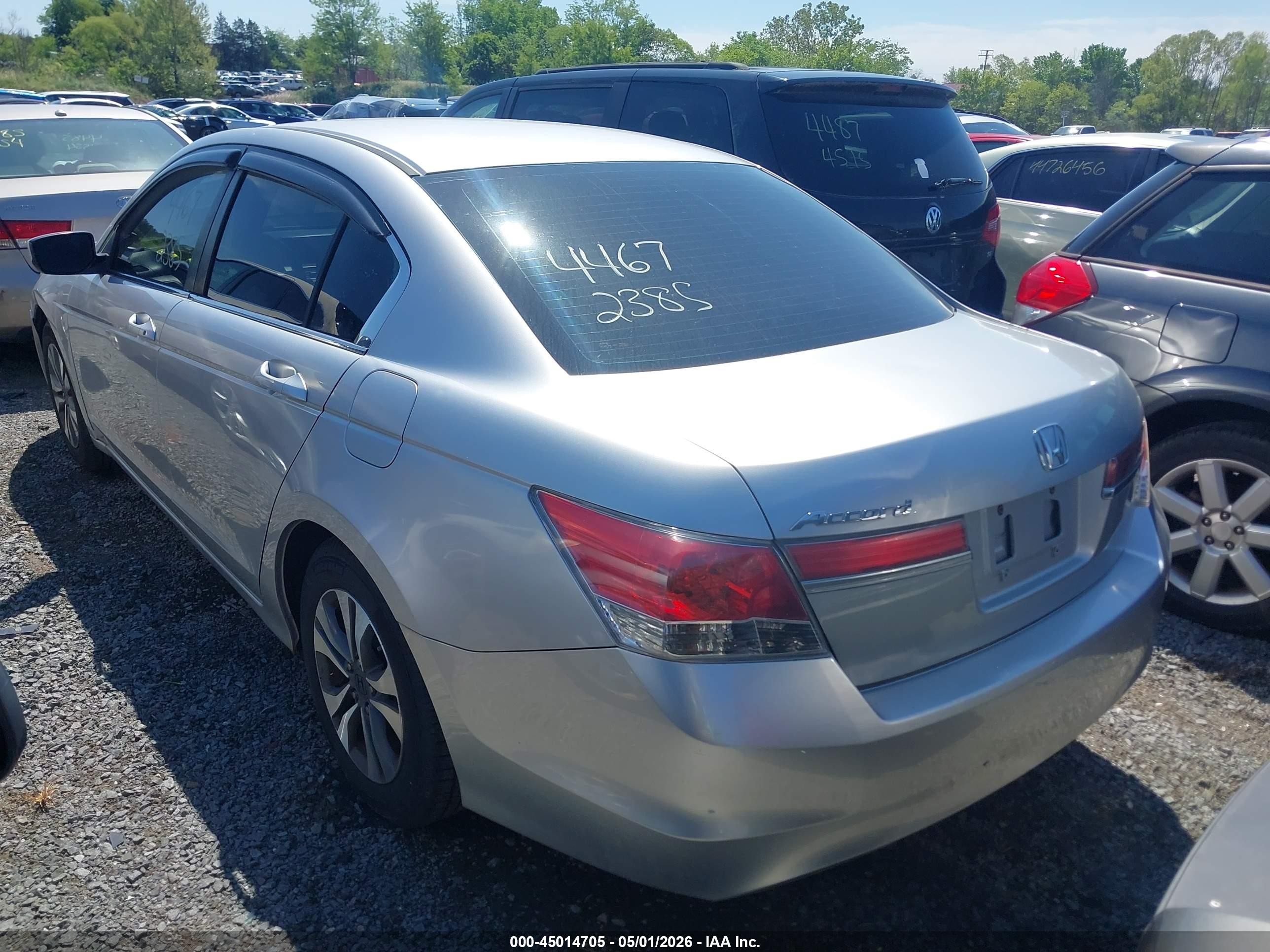 2011 Honda Accord 2.4 Lx Silver vin: 1HGCP2F34BA115933