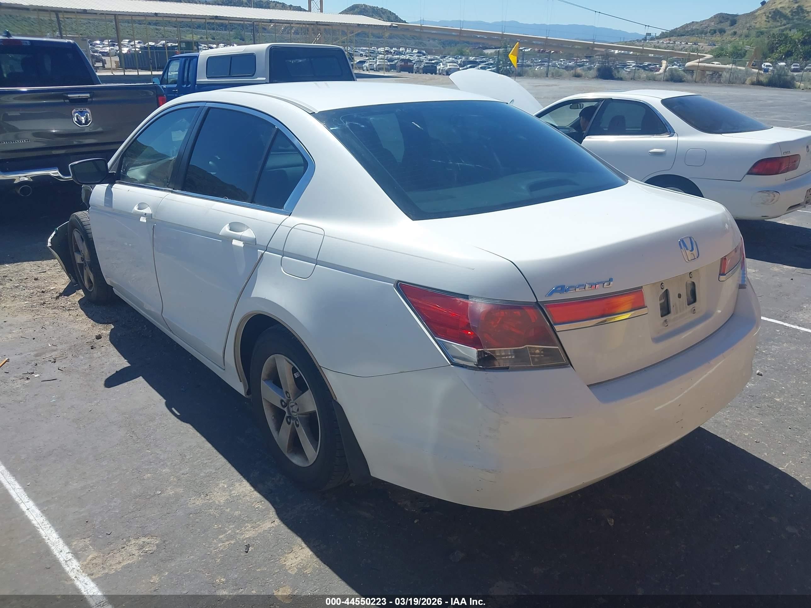 2012 Honda Accord 2.4 Lx White vin: 1HGCP2F34CA113830