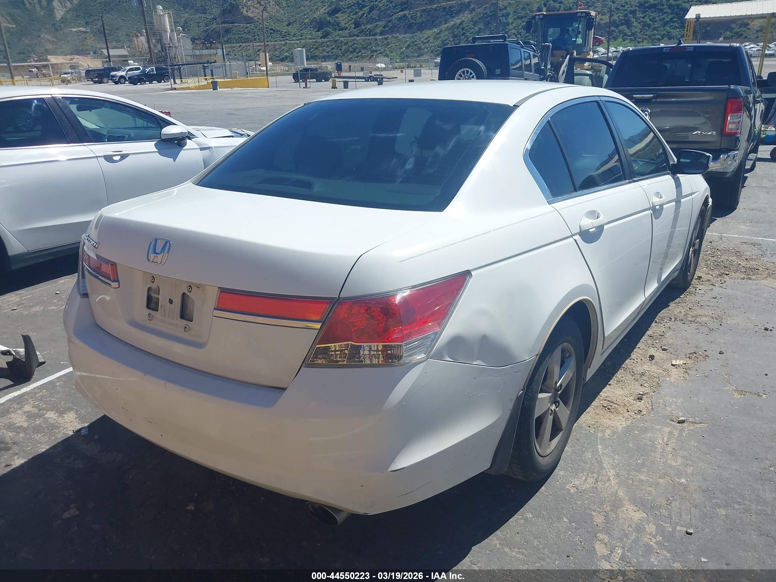 2012 Honda Accord 2.4 Lx White vin: 1HGCP2F34CA113830