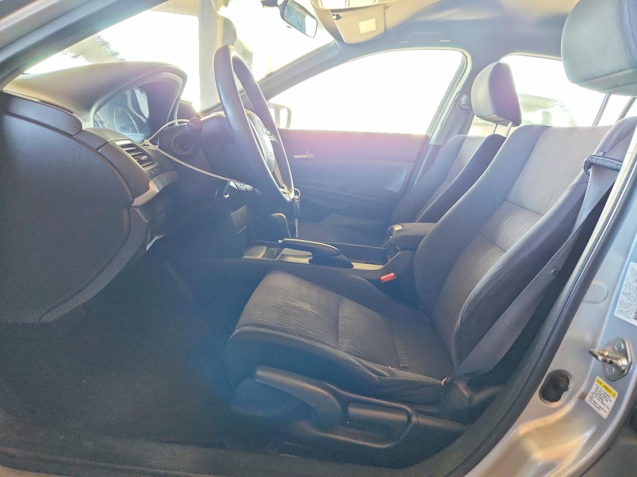 2012 Honda Accord Lx Silver vin: 1HGCP2F34CA141126