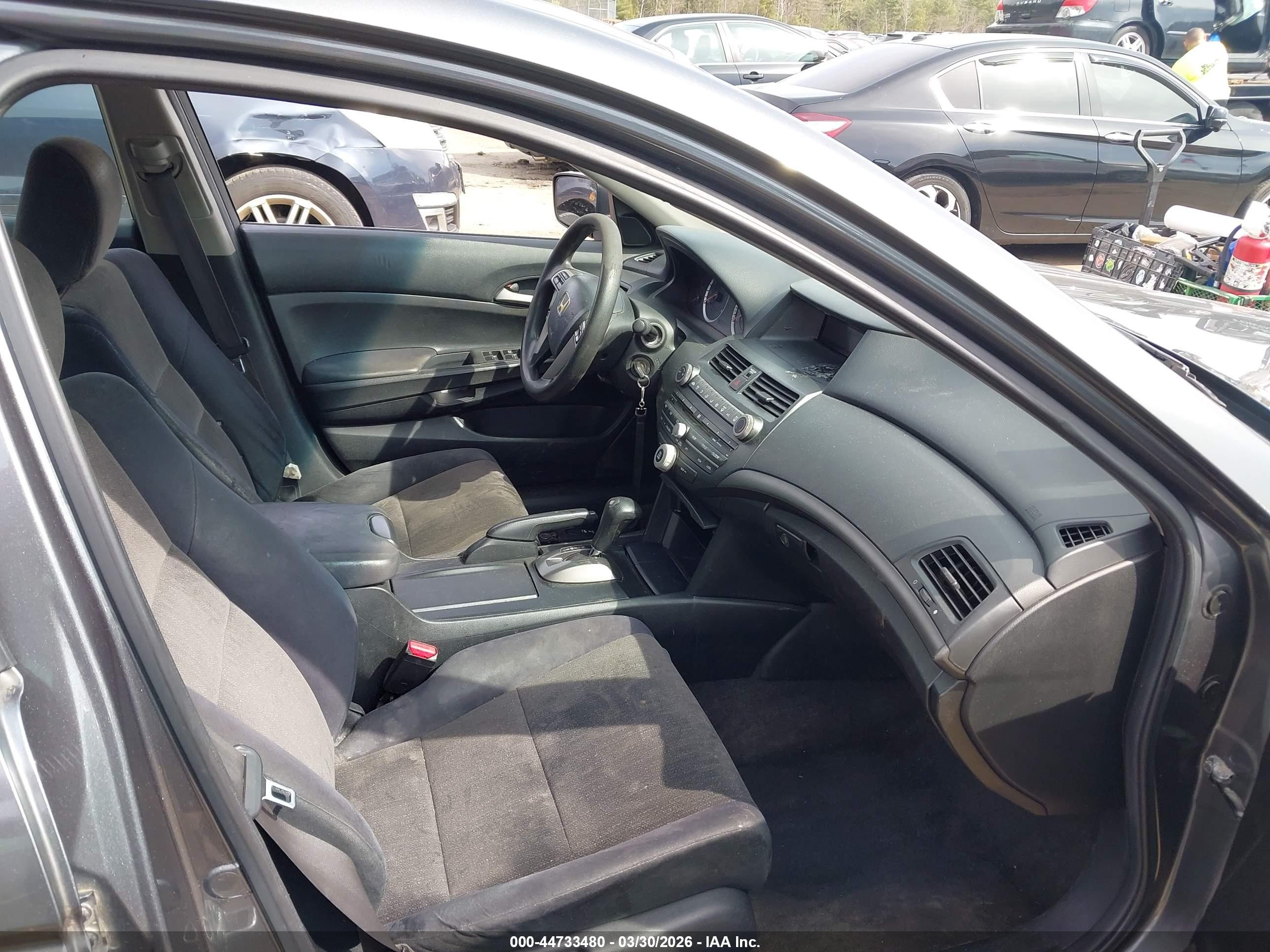 2010 Honda Accord 2.4 Lx Gray vin: 1HGCP2F35AA033370