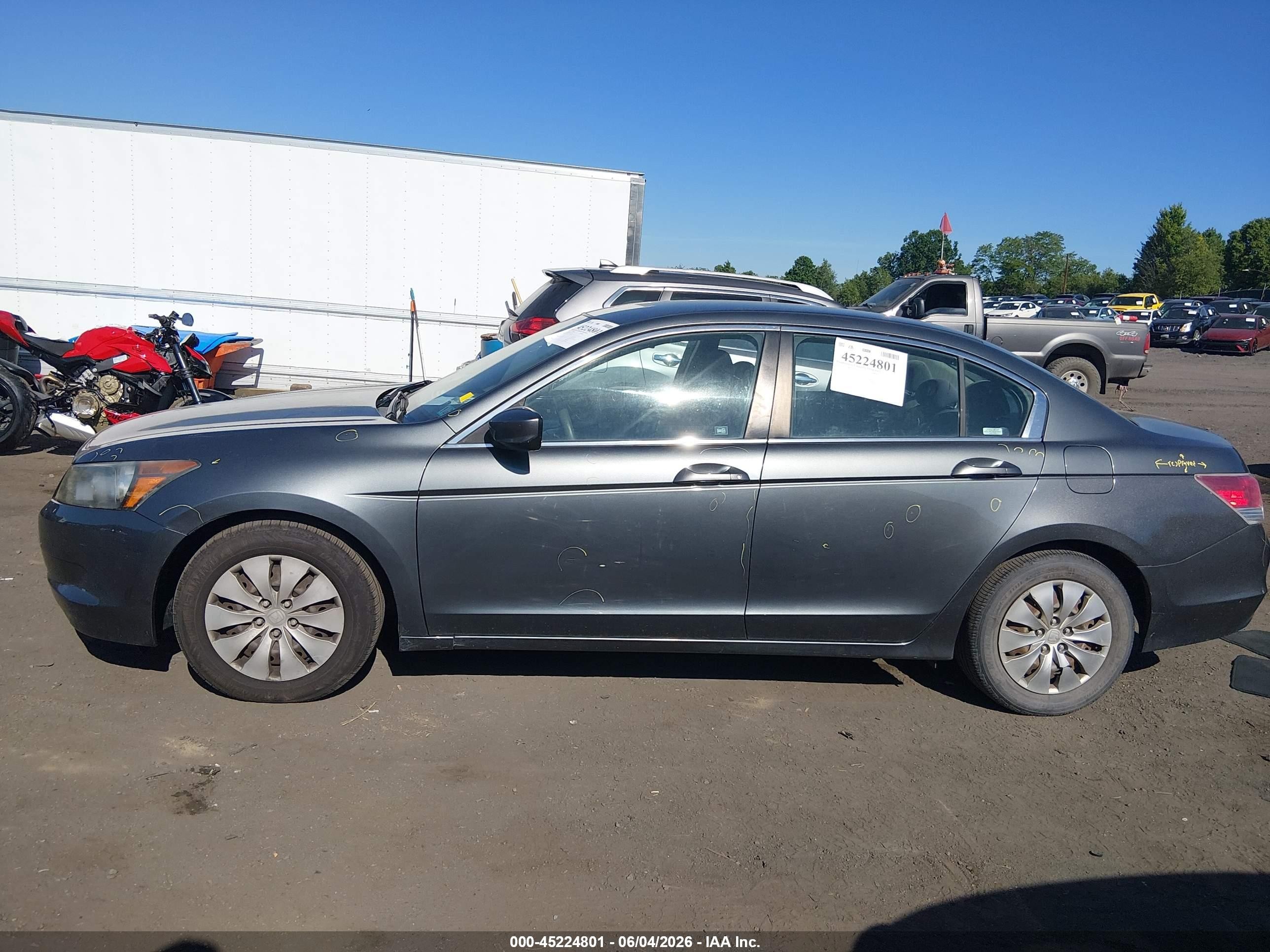 2010 Honda Accord 2.4 Lx Gray vin: 1HGCP2F35AA049293
