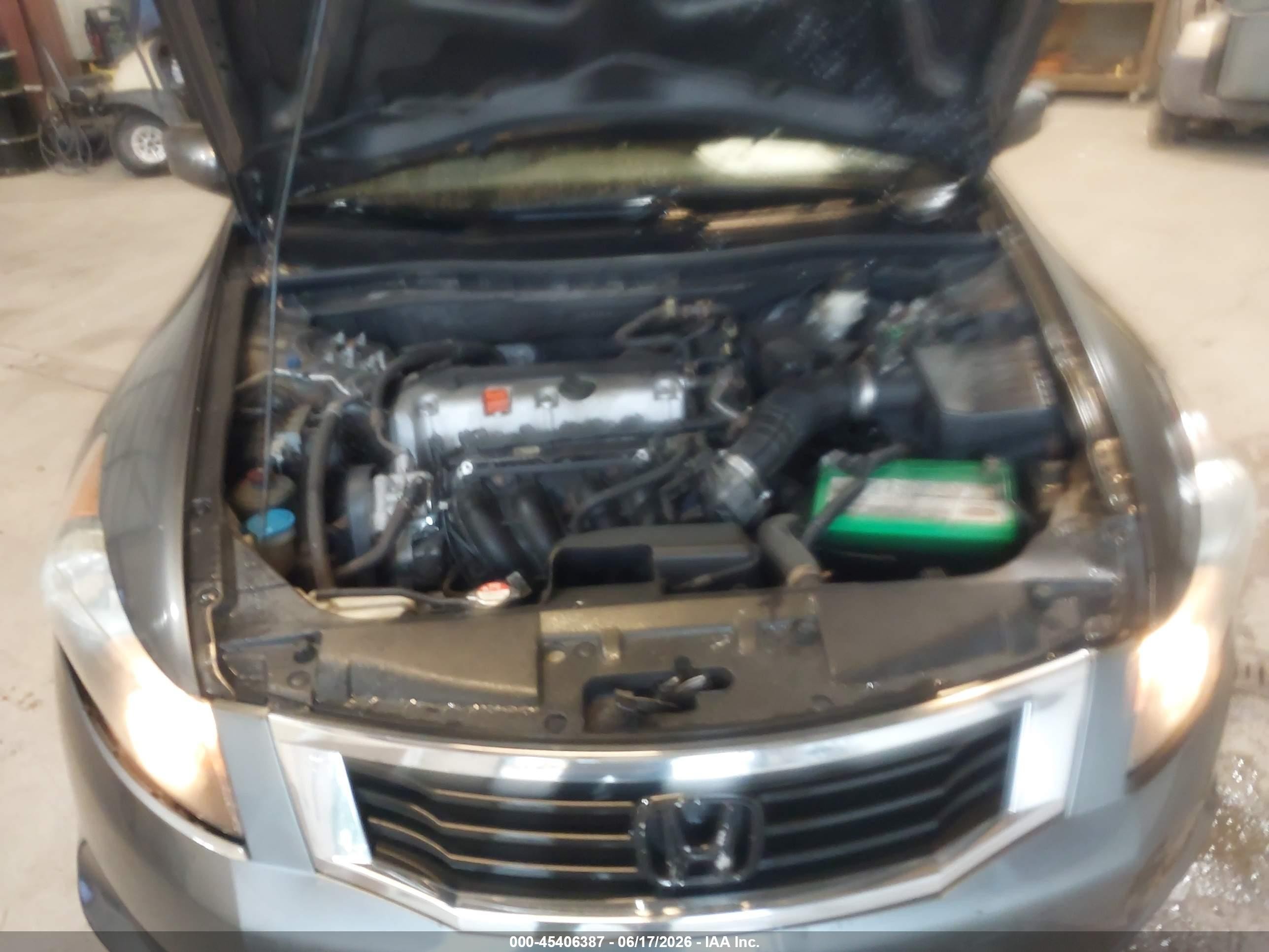 2010 Honda Accord 2.4 Lx Серый vin: 1HGCP2F35AA073822