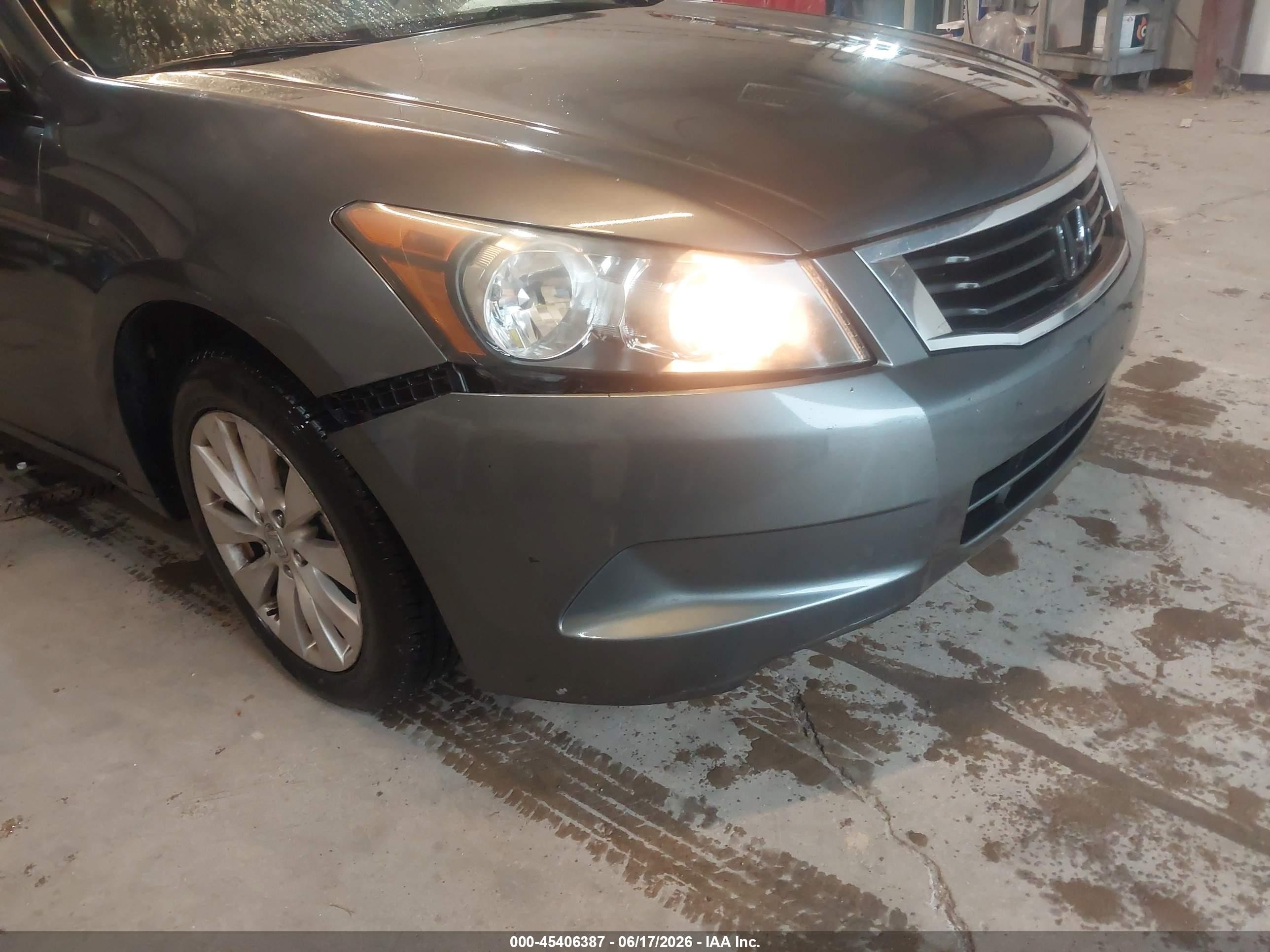 2010 Honda Accord 2.4 Lx Серый vin: 1HGCP2F35AA073822