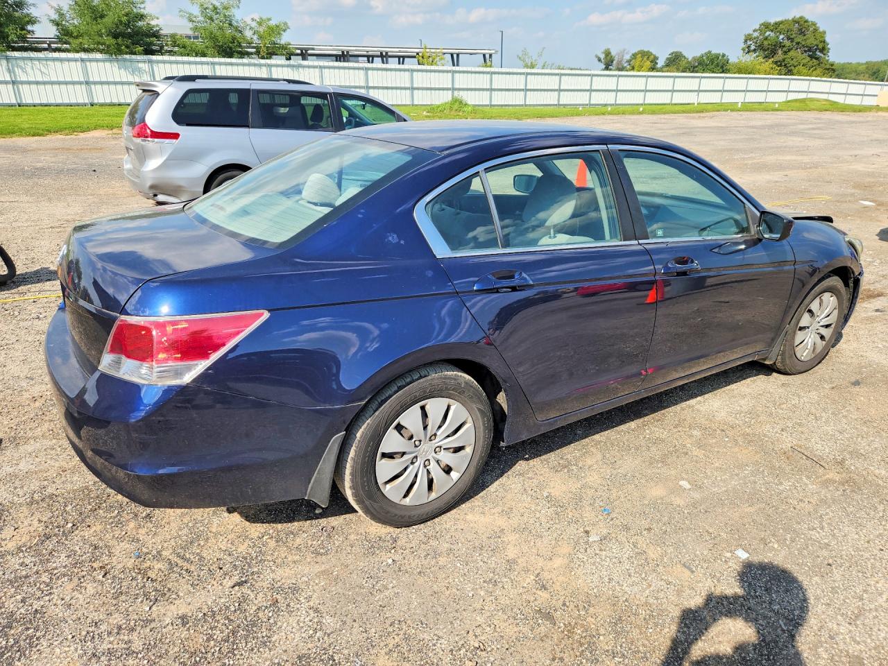 2010 Honda Accord Lx Blue vin: 1HGCP2F35AA085887