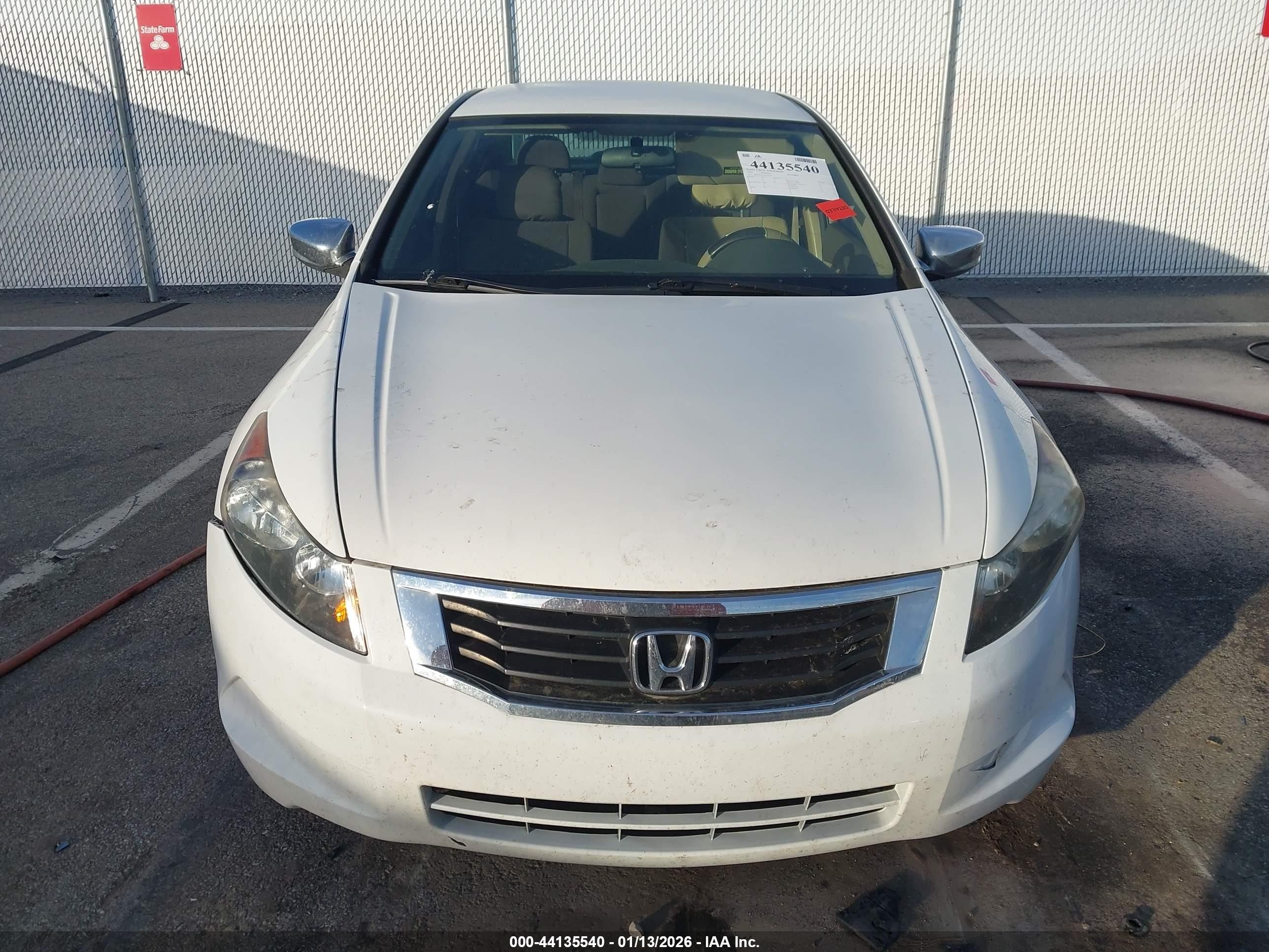 2010 Honda Accord 2.4 Lx White vin: 1HGCP2F35AA125255