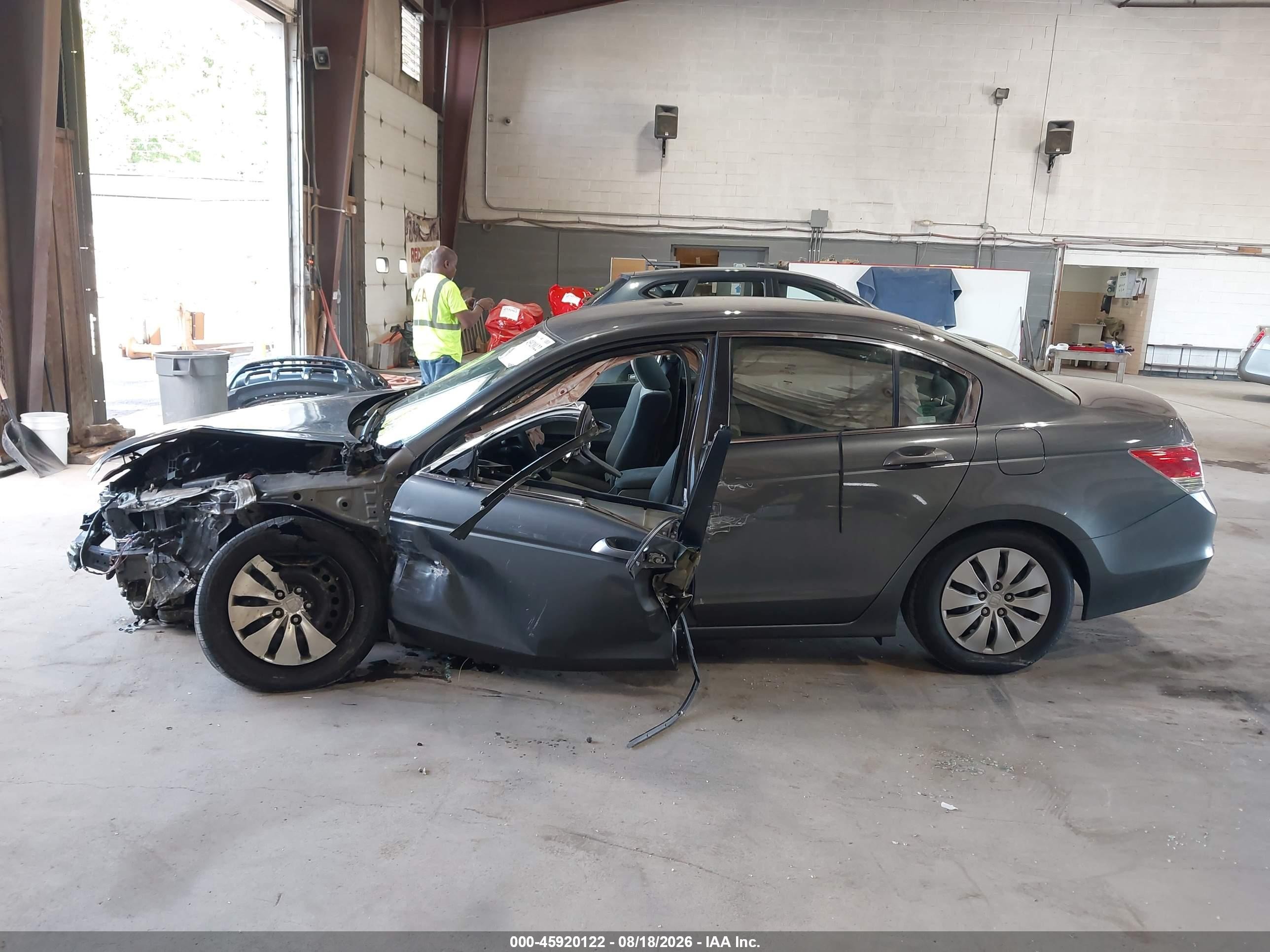 2010 Honda Accord 2.4 Lx Gray vin: 1HGCP2F35AA131850