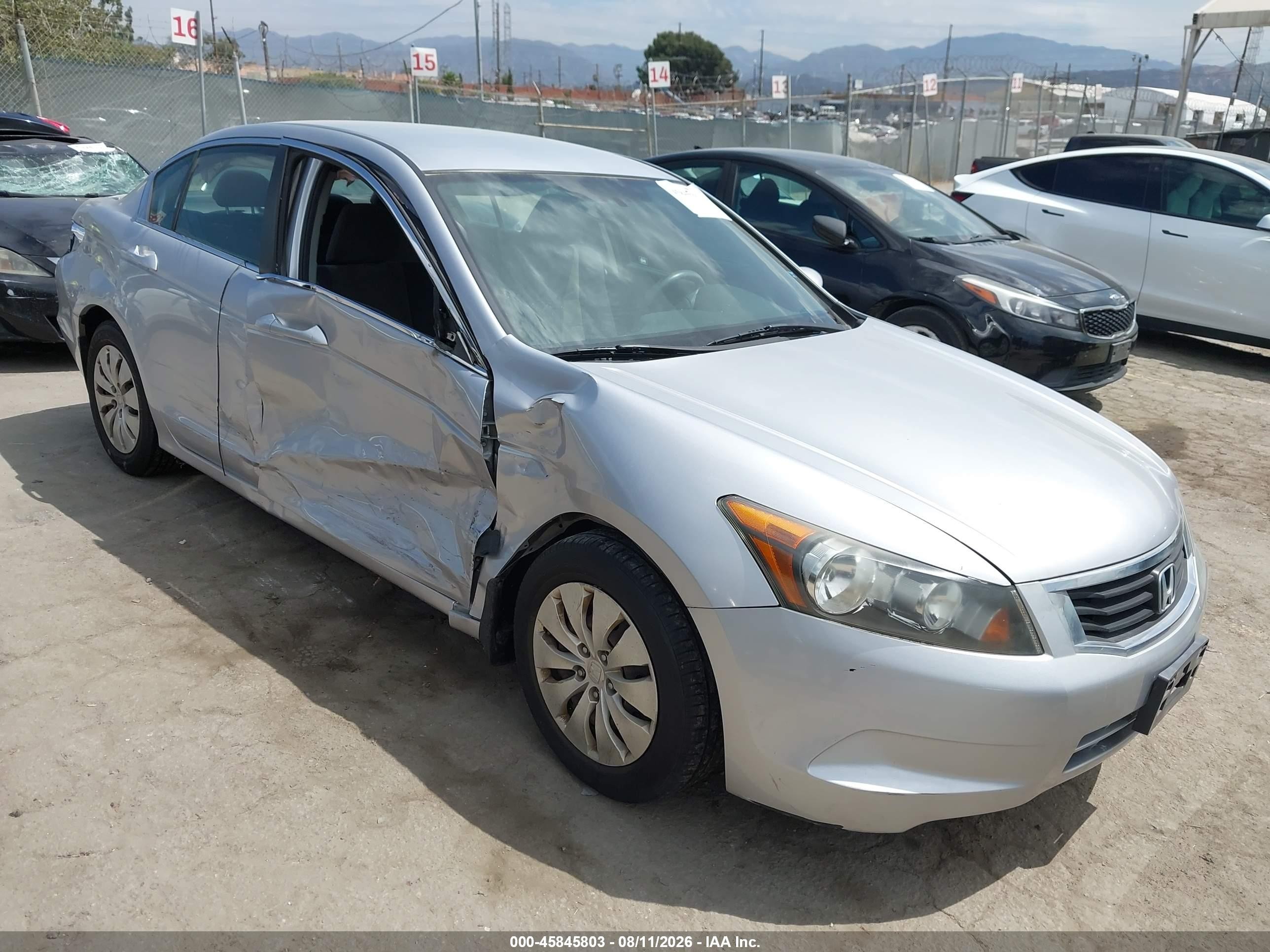2010 Honda Accord 2.4 Lx Silver vin: 1HGCP2F35AA139317
