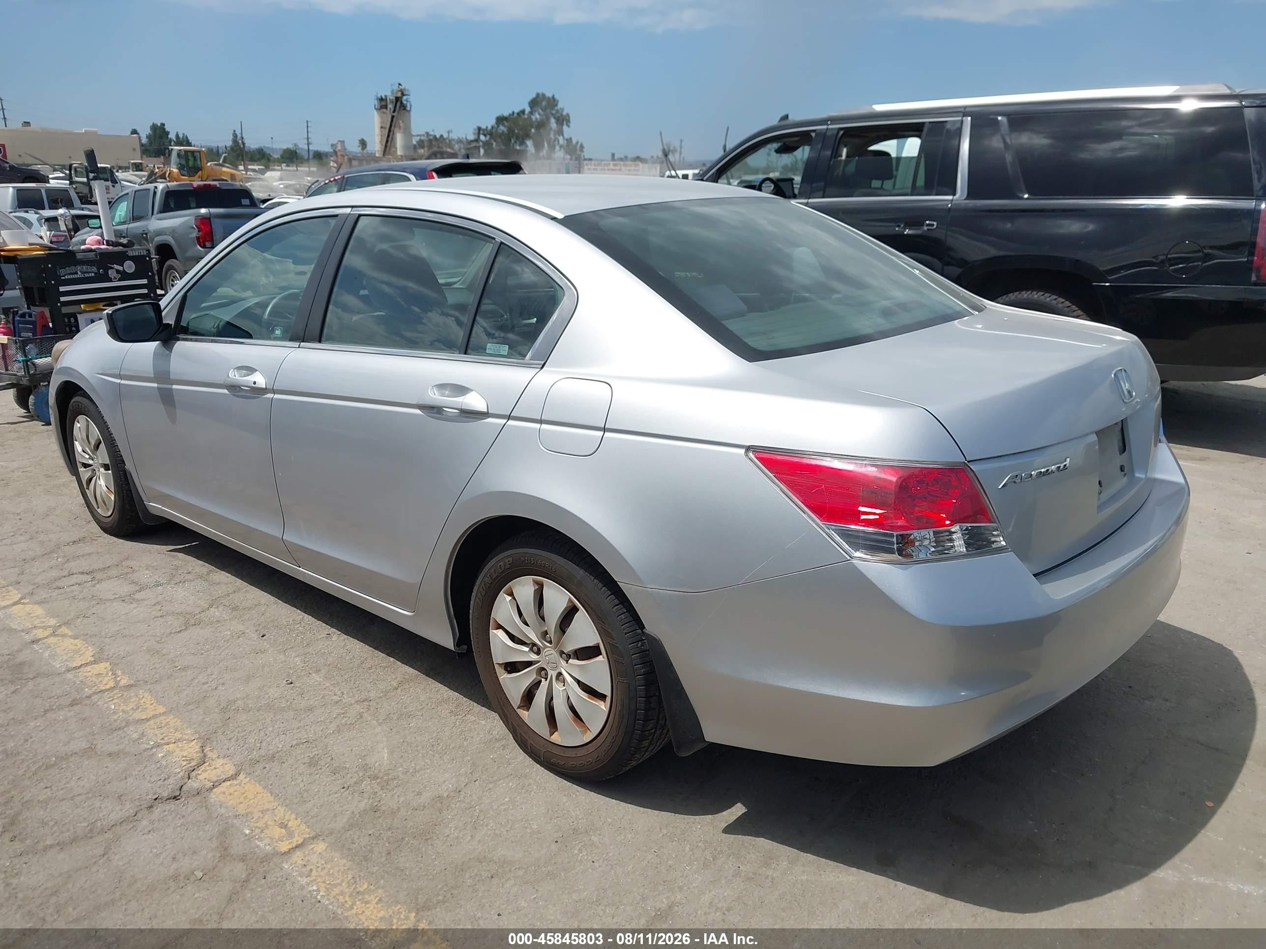 2010 Honda Accord 2.4 Lx Silver vin: 1HGCP2F35AA139317