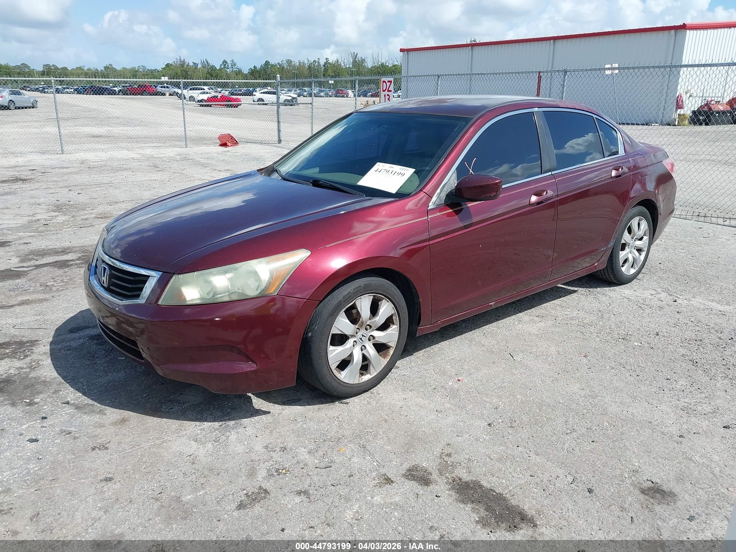 2010 Honda Accord 2.4 Lx Burgundy vin: 1HGCP2F35AA158112